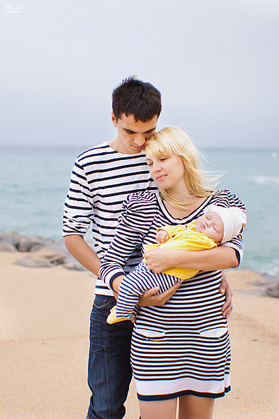 Domowa sesja zdjęciowa dla dzieci w Hiszpanii. Fotograf w Barcelonie Hiszpanii Maslik Yulia