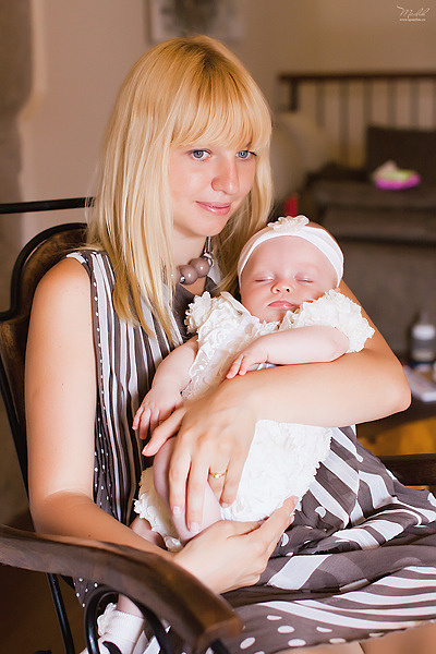 Domowa sesja zdjęciowa dla dzieci w Hiszpanii. Fotograf w Barcelonie Hiszpanii Maslik Yulia