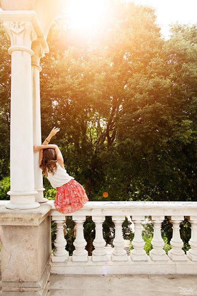 Street style photo shoot in Barcelona. Photographer in Barcelona Spain Maslik Yulia