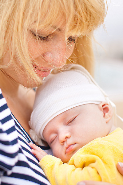 Domowa sesja zdjęciowa dla dzieci w Hiszpanii. Fotograf w Barcelonie Hiszpanii Maslik Yulia