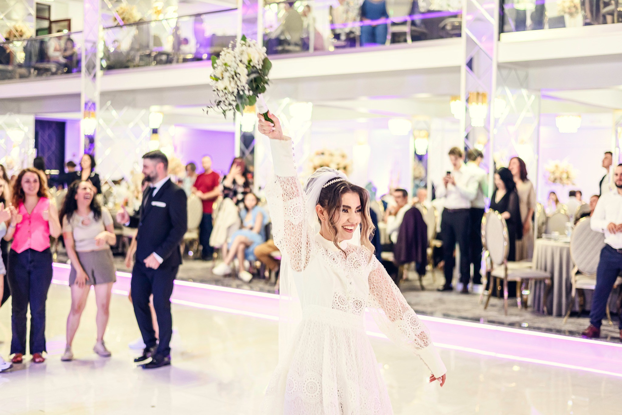 Sabin Florin Fotograf Nunta ( Nunta Dragasani Adriana & Gabriel)