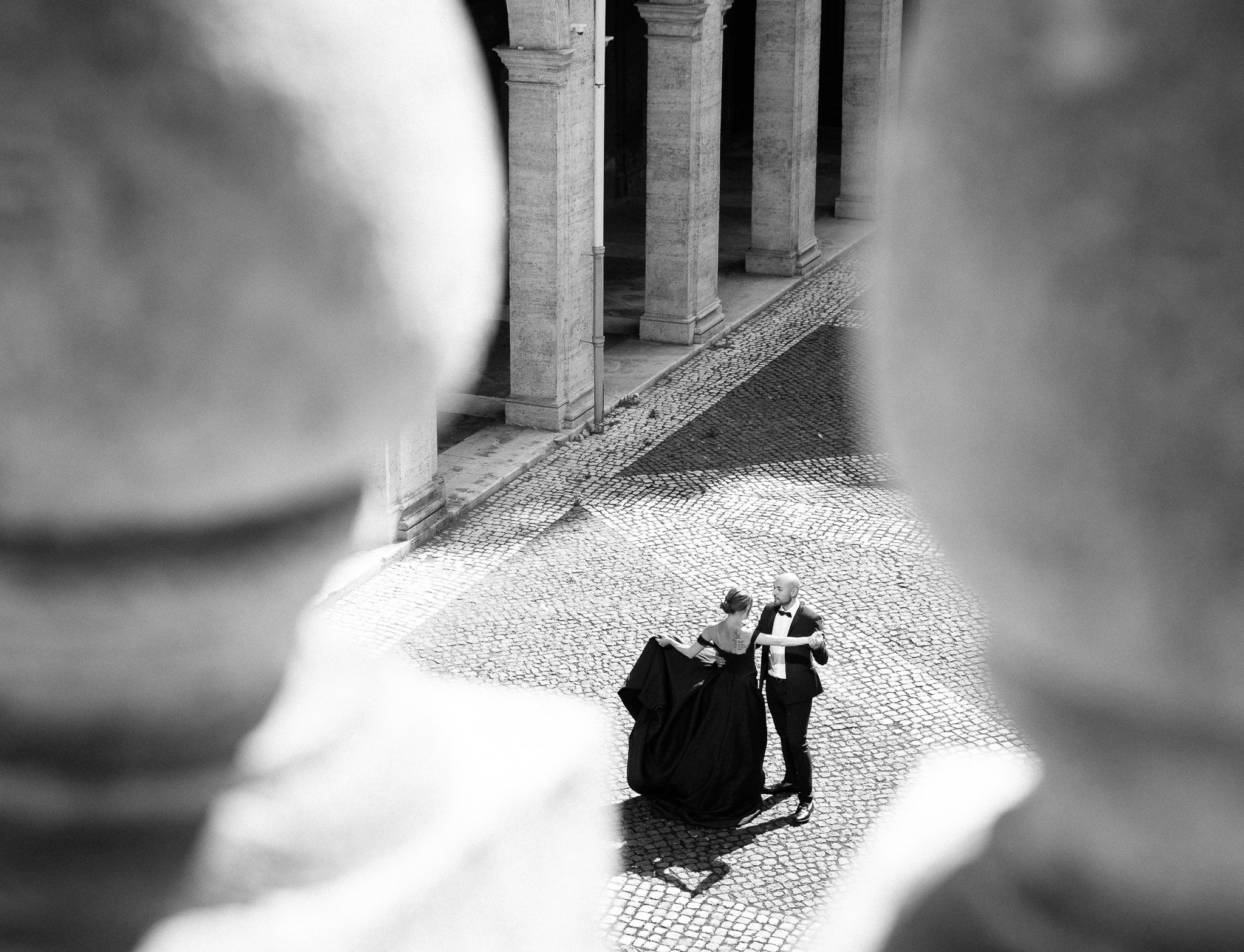 5 Essential Tips for Choosing the Best Wedding Photographer in Italy. Elizaveta Razumova: Cinematic Photography for Love, Weddings, Portraits & Brands