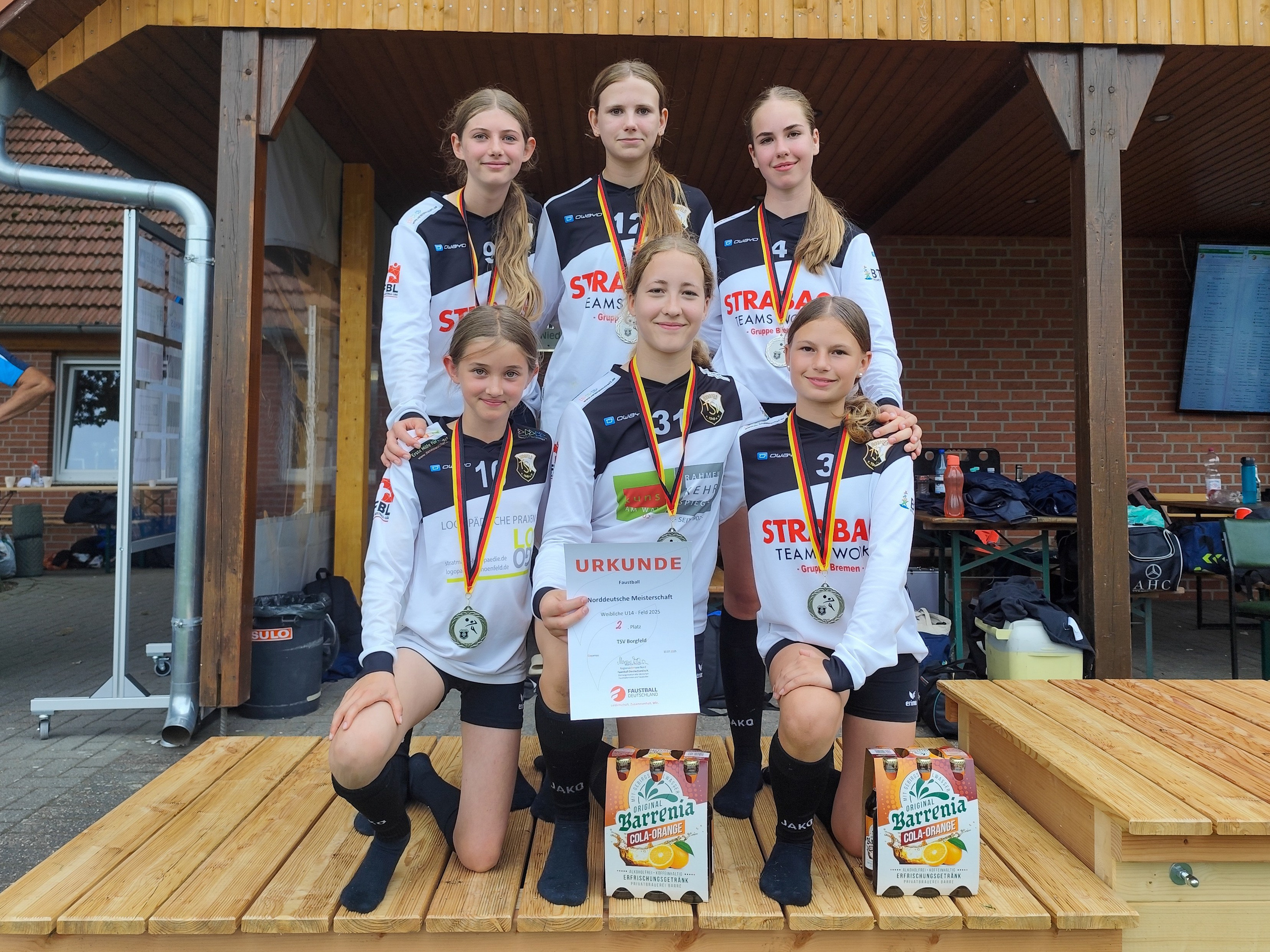 U14-Mädchen des TSV Borgfeld werden Norddeutscher Vizemeister. TSV Borgfeld Faustball