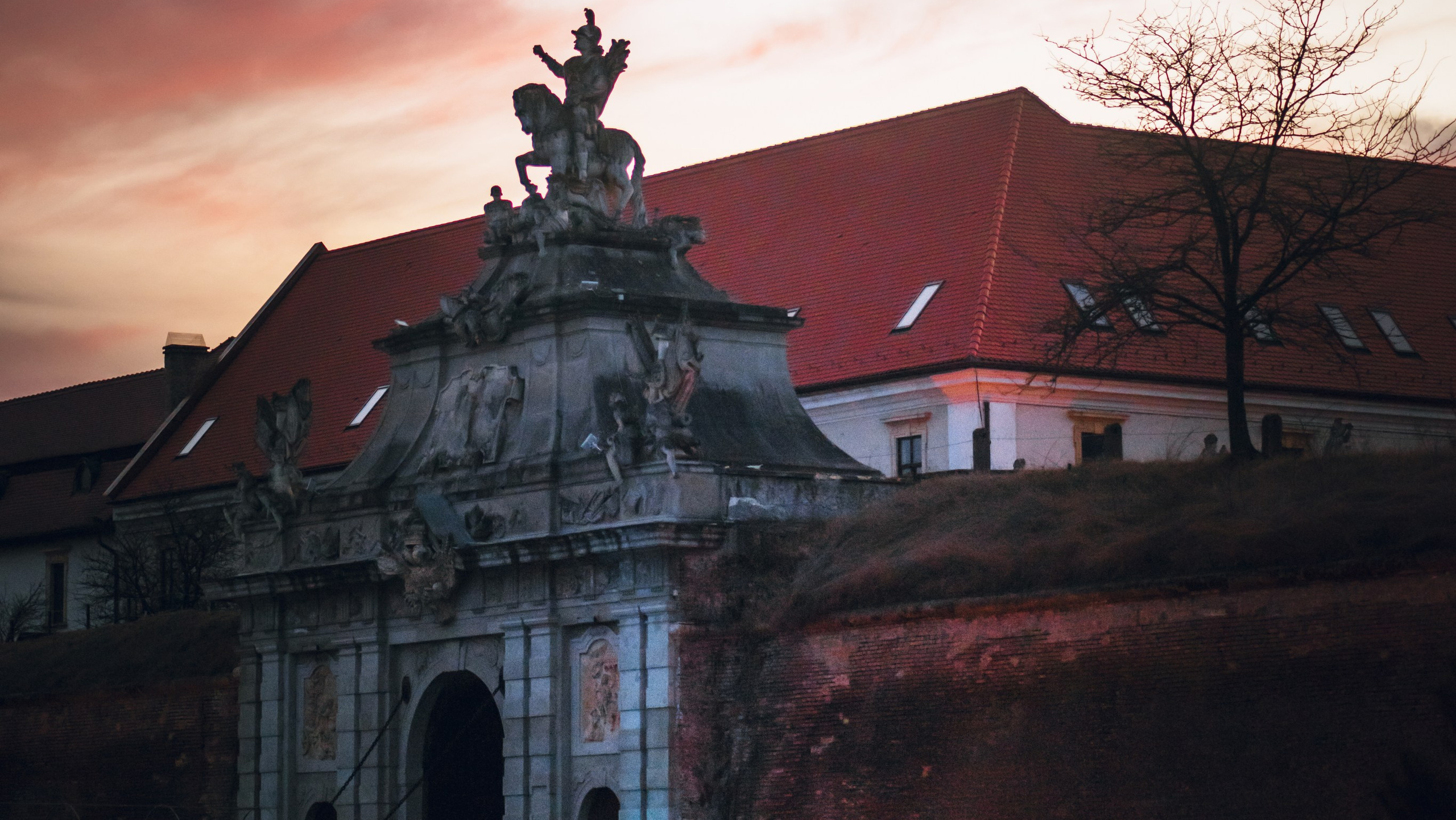 Descoperă Călătoria Mea Fotografică la Cetatea Alba Iulia Carolina