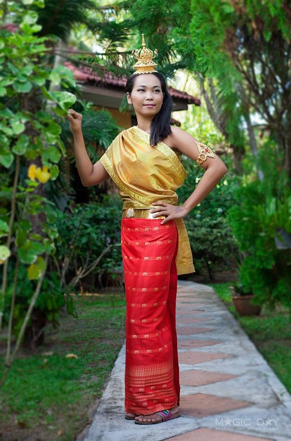 Dress for rent. Wedding on Koh Samui, Thailand