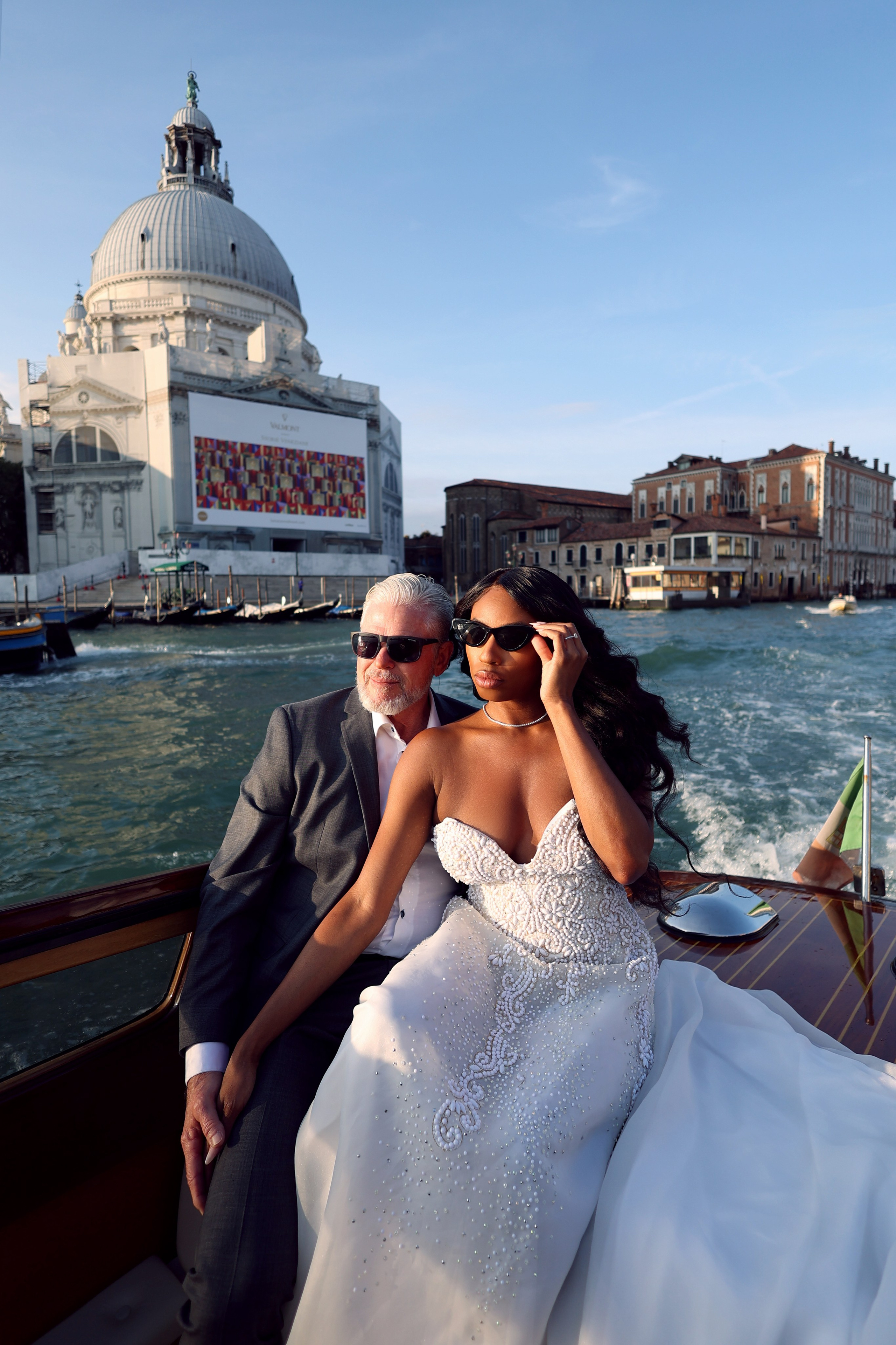 Elopement photo shoot in Venice