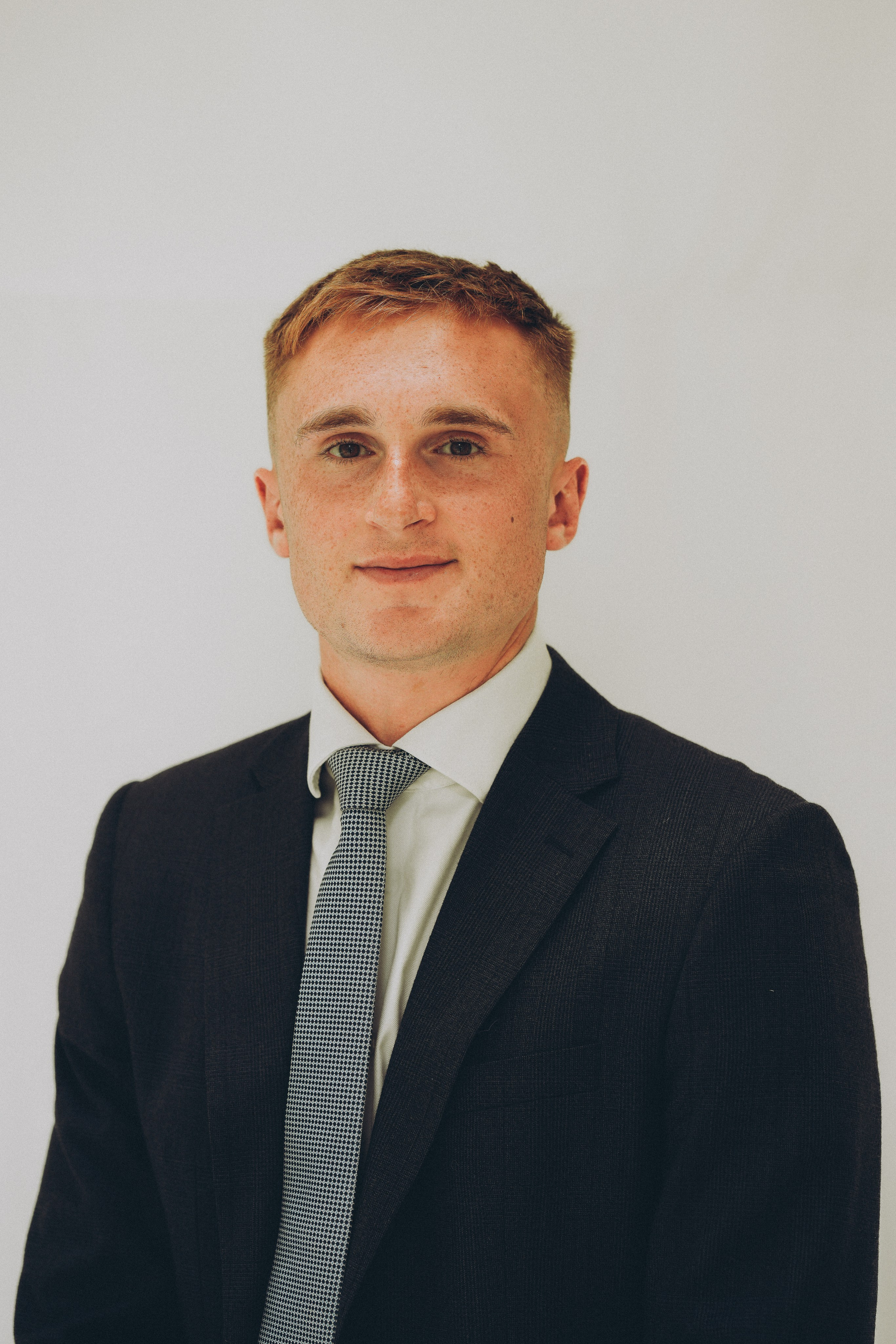 Radiant Confidence: Boudoir Photography in Birmingham. Creative Family, Brand, Boudoir and Wedding Photographer in Solihull & Birmingham Irina Zoteeva