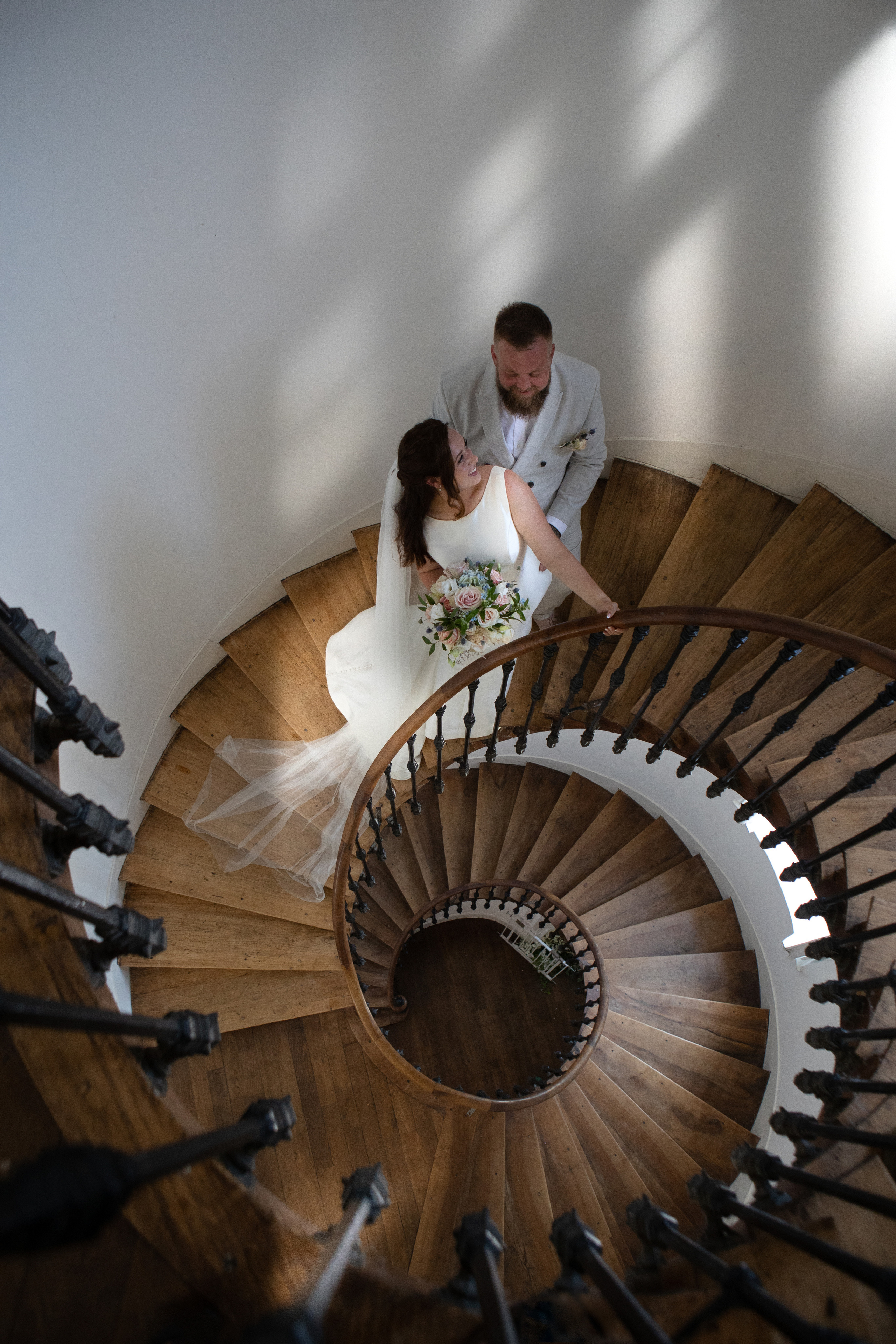 Photoshoot in the blooming Japanese Garden of Toulouse. Eugénie Smirnova — Photographe à Toulouse et dans le Sud-Ouest