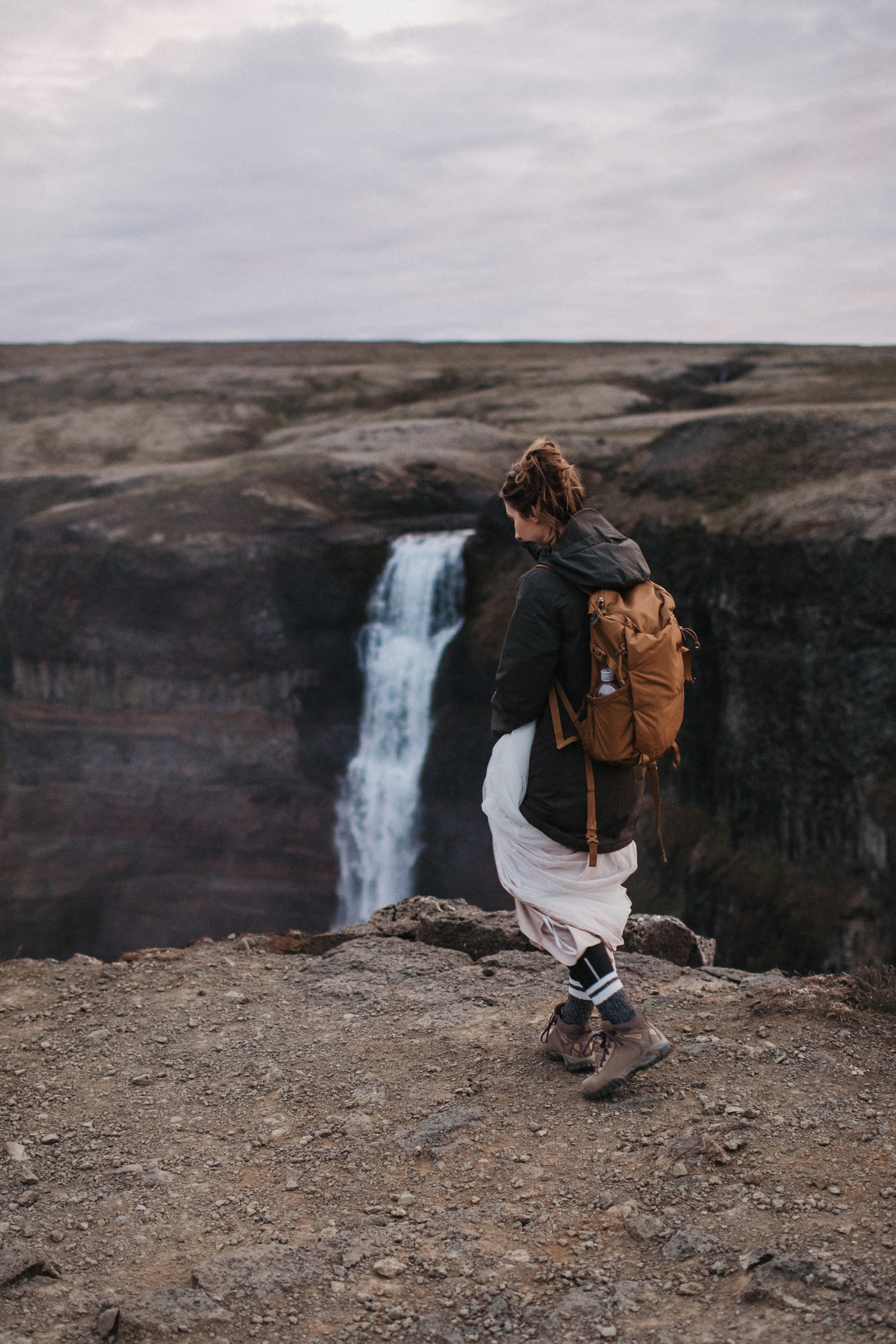 Midnight sun elopement at Haifoss in Iceland
