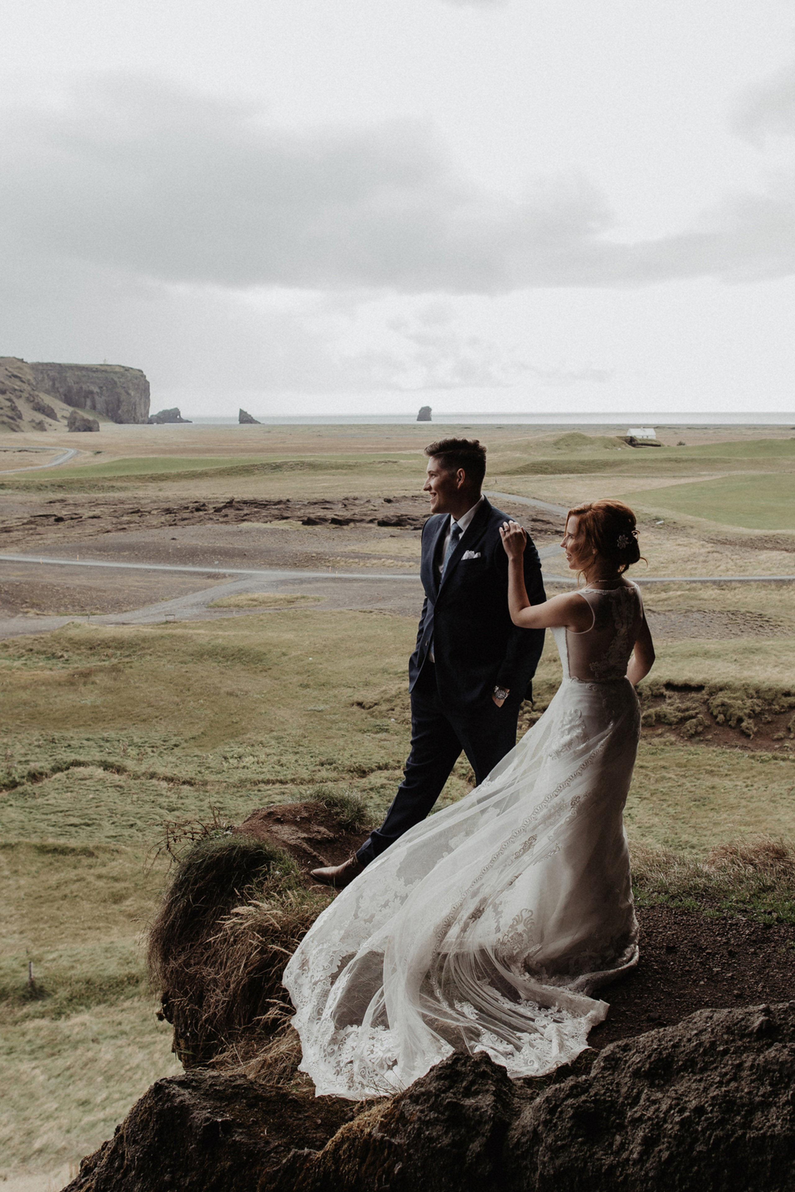 Black sand beach elopement | Iceland elopement photographer