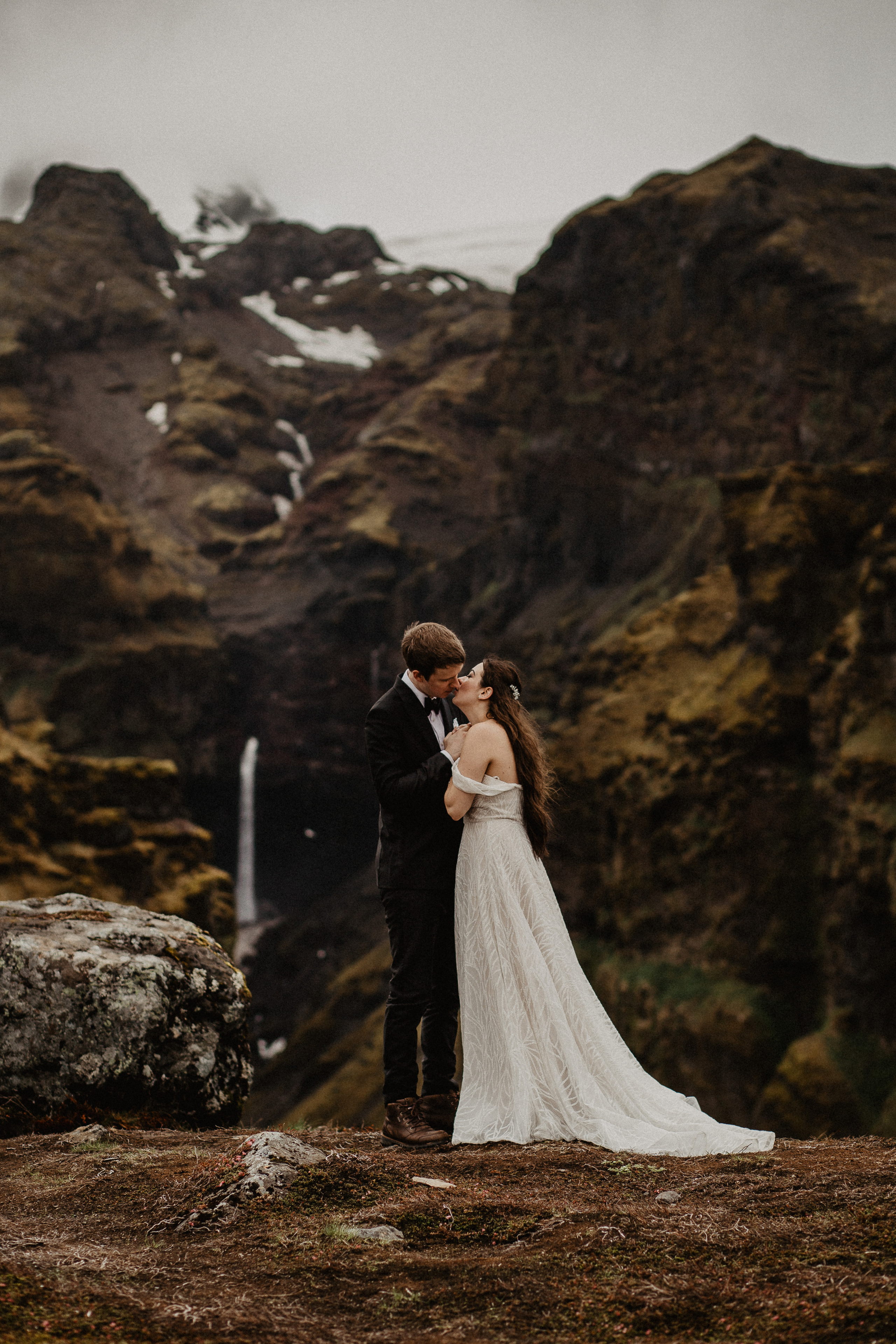 Secret canyon elopement in Iceland