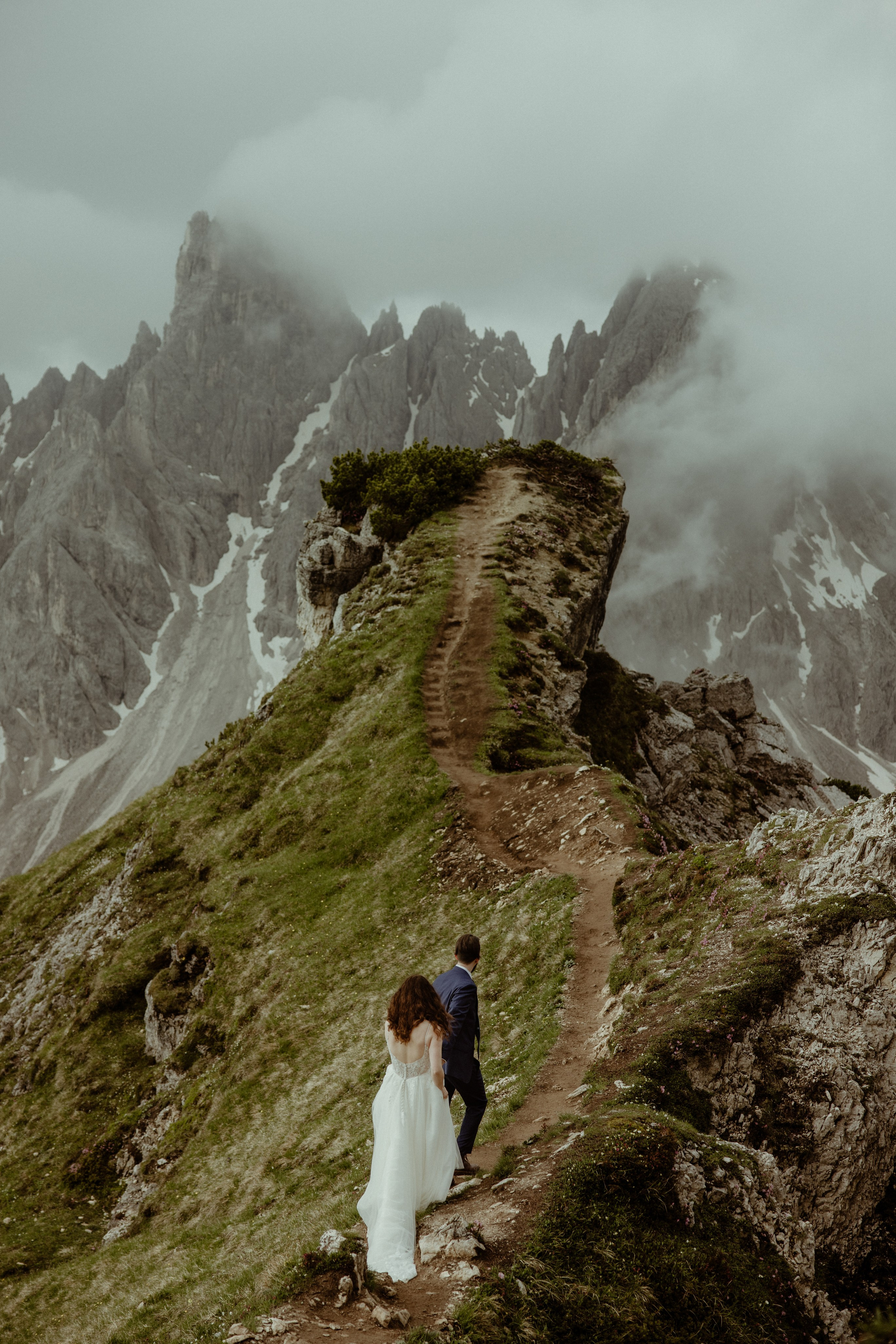 Reviews about Iceland wedding photographer. Iceland elopement photographer & videographer