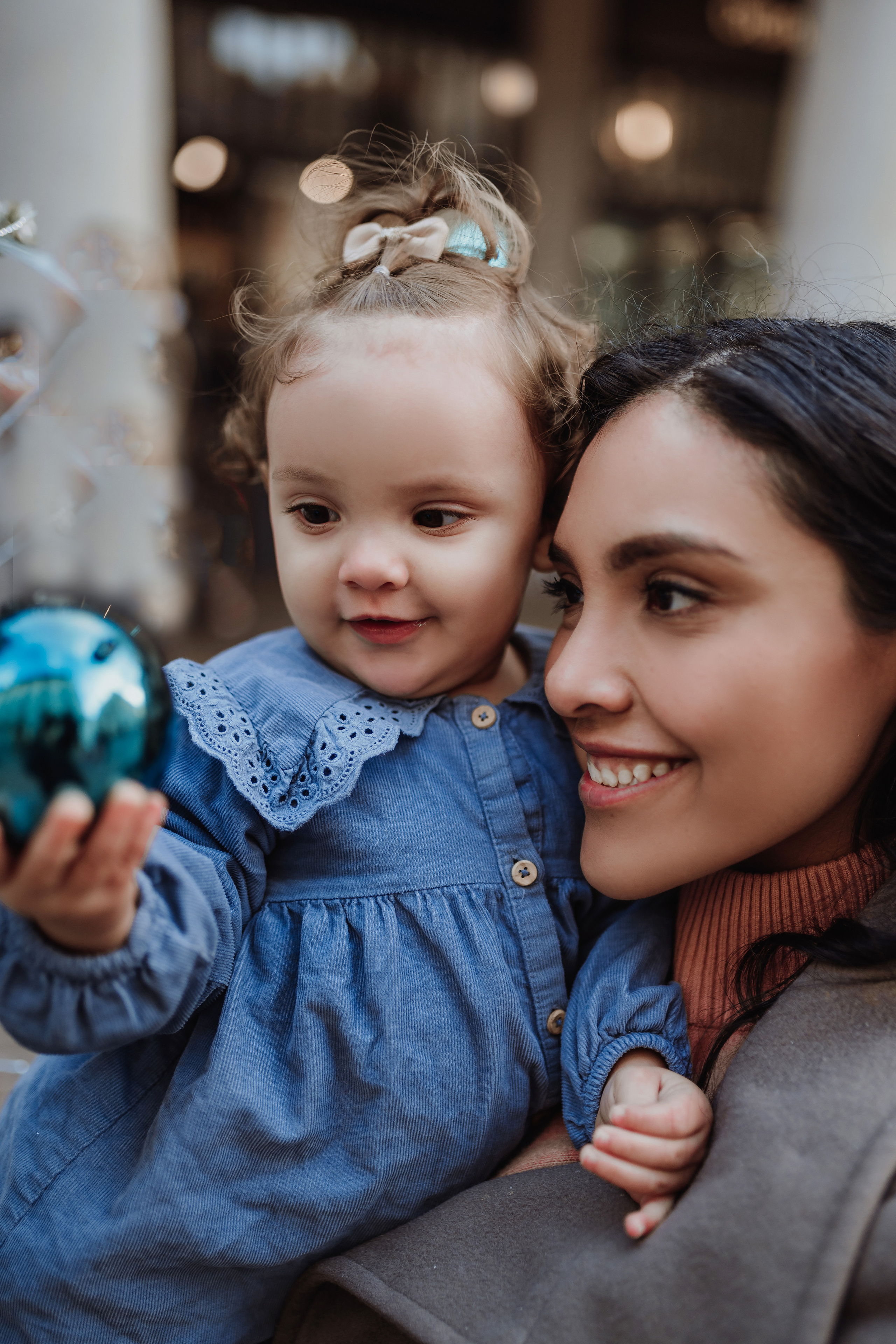 REVIEWS. FAMILY AND WEDDING PHOTOGRAPHER IN LONDON MARINA RIVA