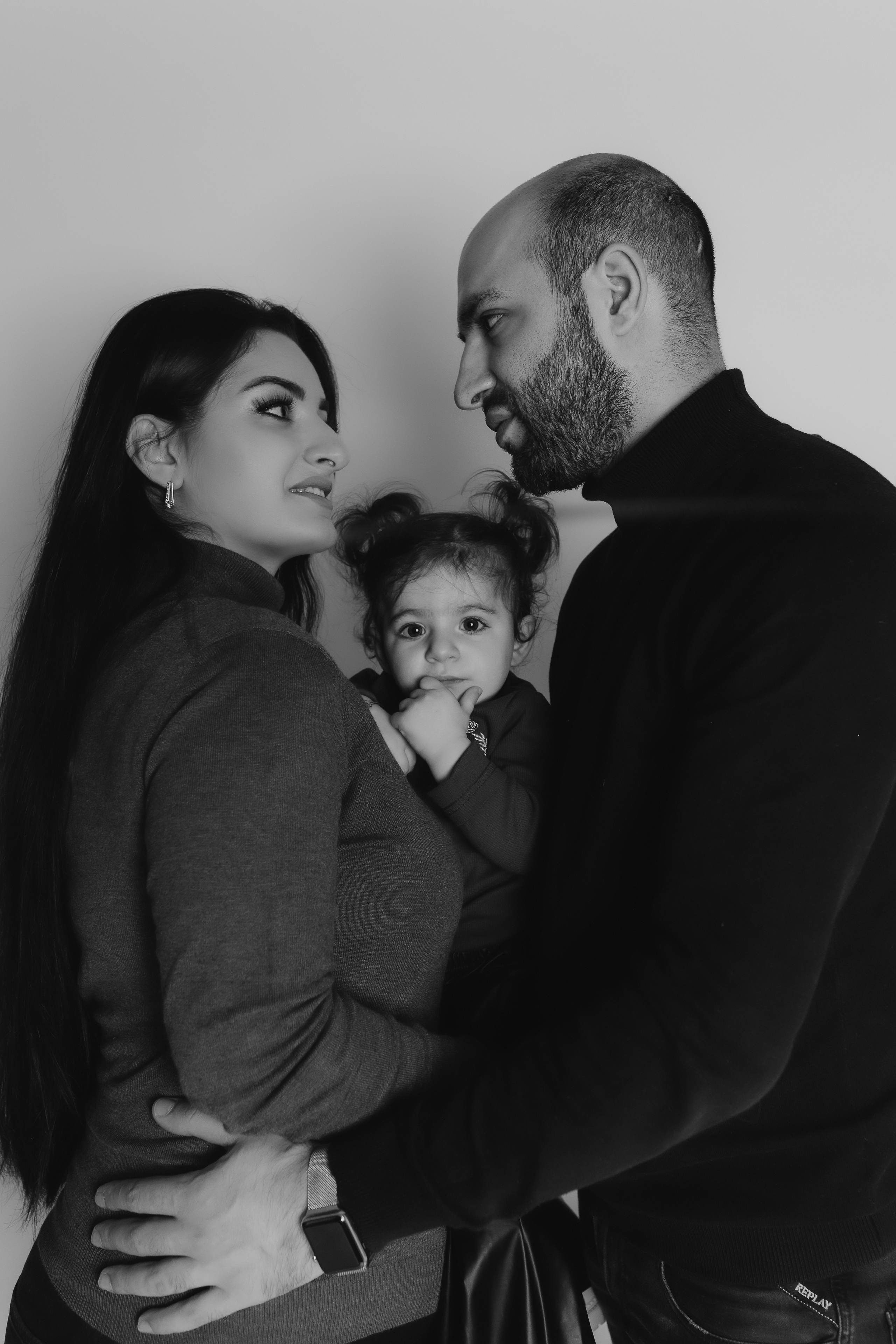 REVIEWS. FAMILY AND WEDDING PHOTOGRAPHER IN LONDON MARINA RIVA