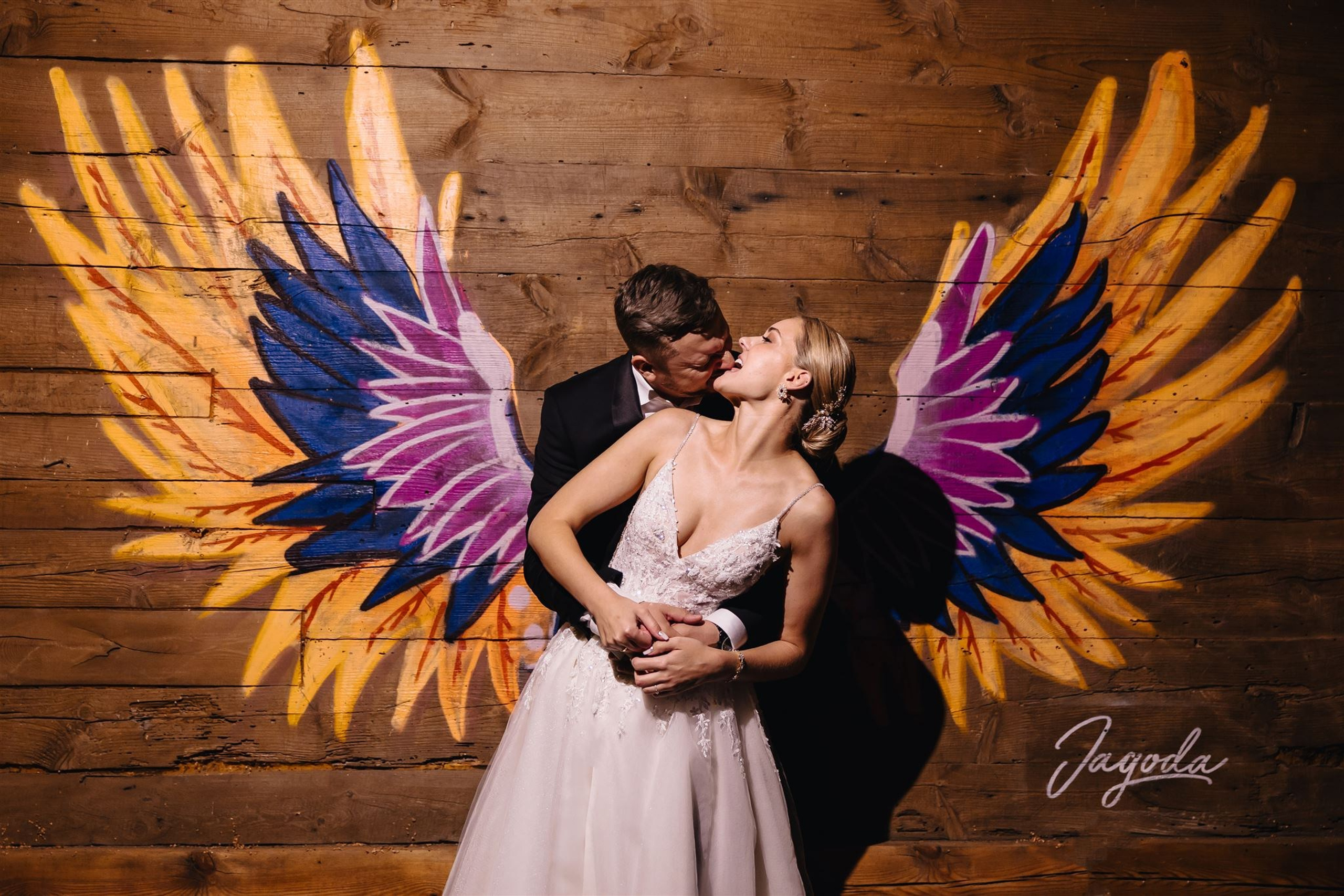 Pałac Mała Wieś — wyjątkowe wesele Magdy i Łukasza | Ślub kościelny w plenerze pod Warszawą. Wojciech Kaszlej Fotografia — fotograf ślubny Augustów. Suwałki, Białystok, Warszawa