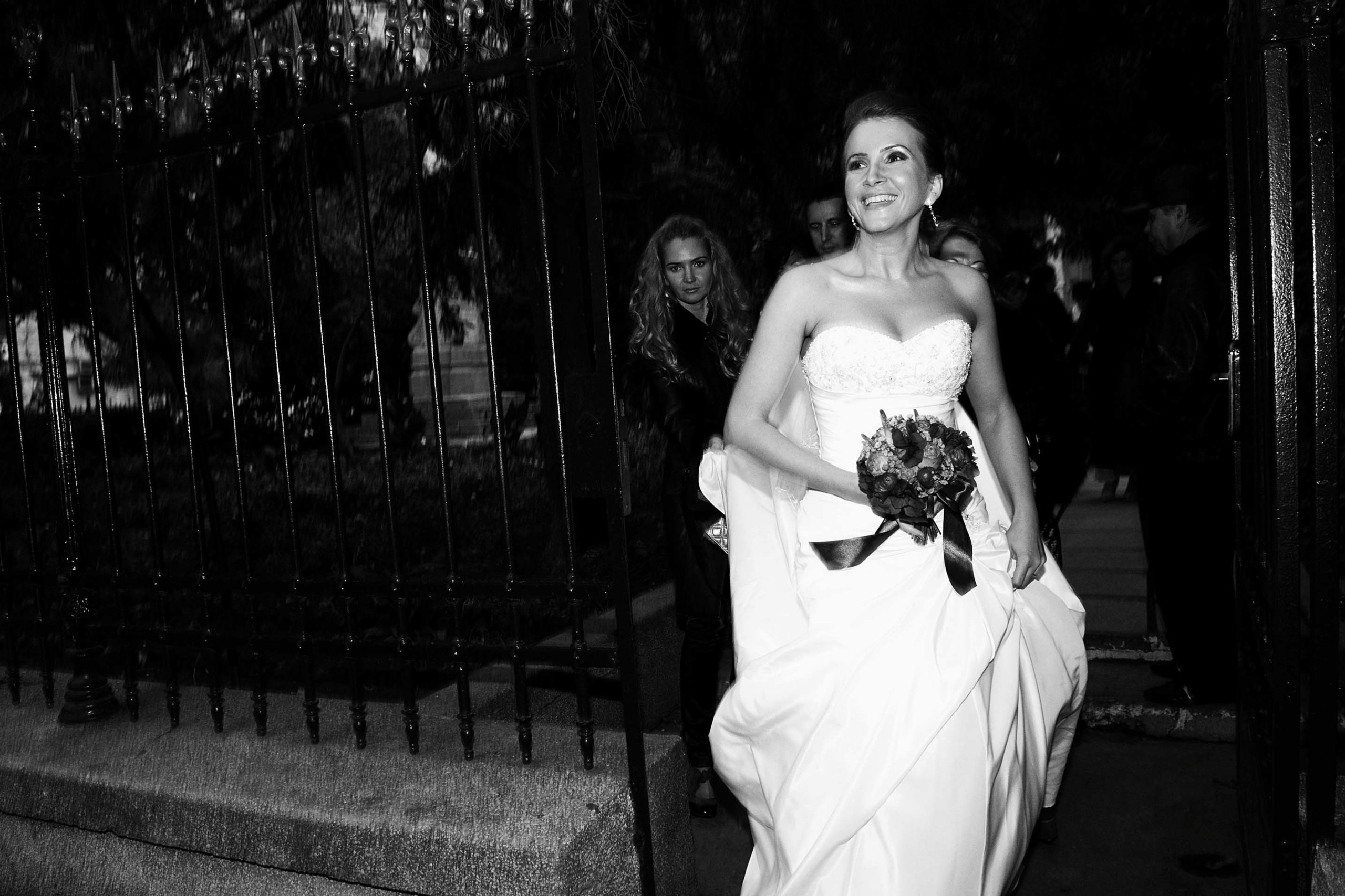 Wedding photographer Saint Spyridon the New Church Bucharest Romania Nikon D850 Religious ceremony