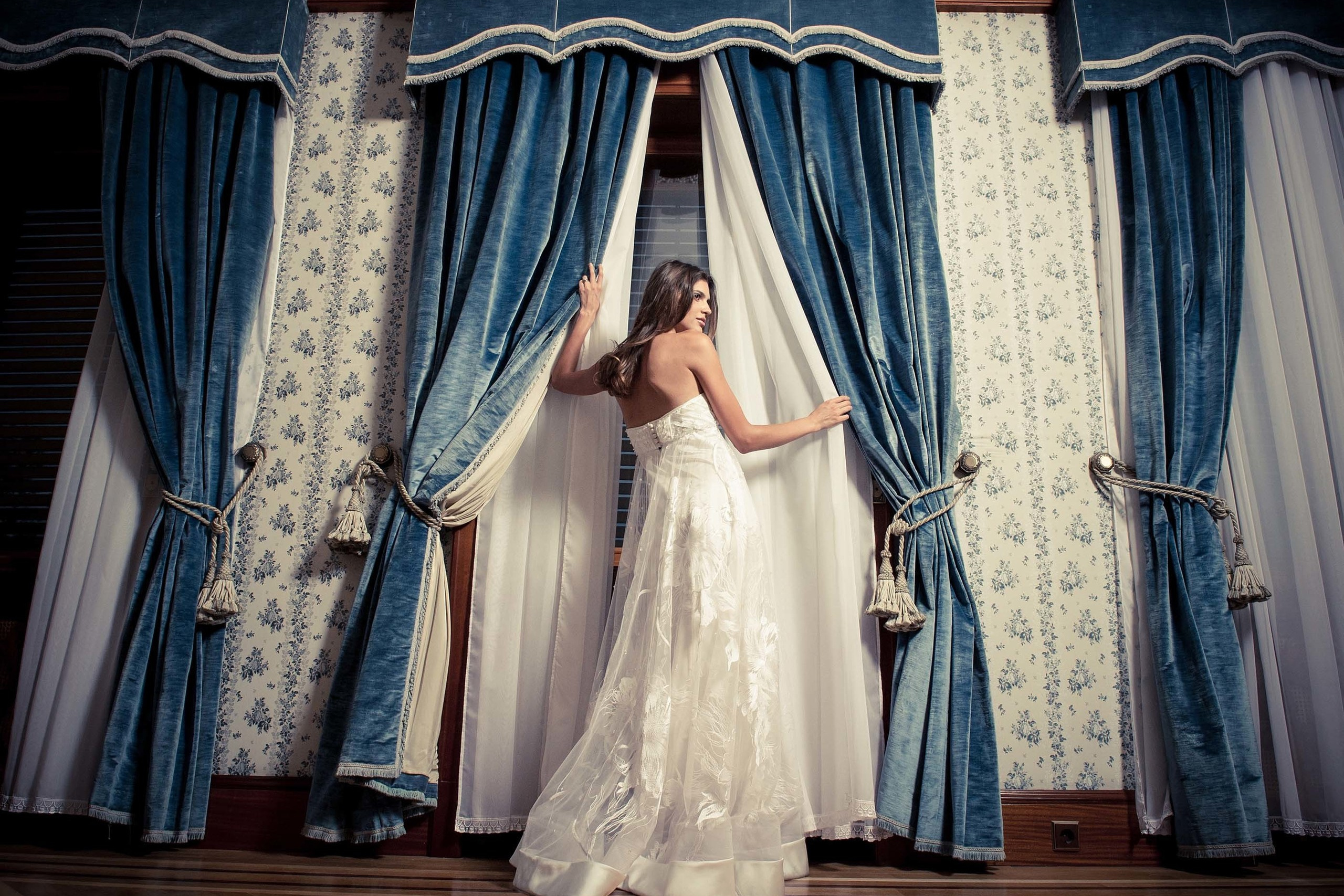 Bridal photo session Snagov Palace Bucharest Romania Wedding photographer Nikon d850
