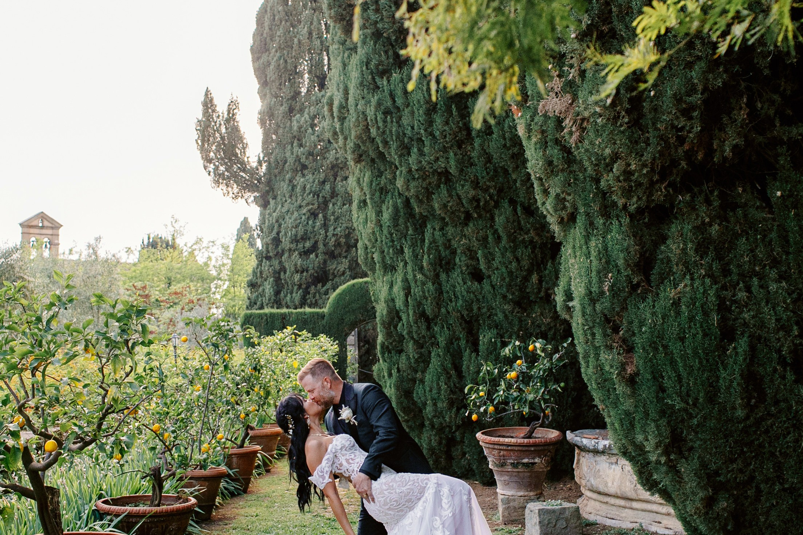 Tuscany Castello di Montegufoni wedding