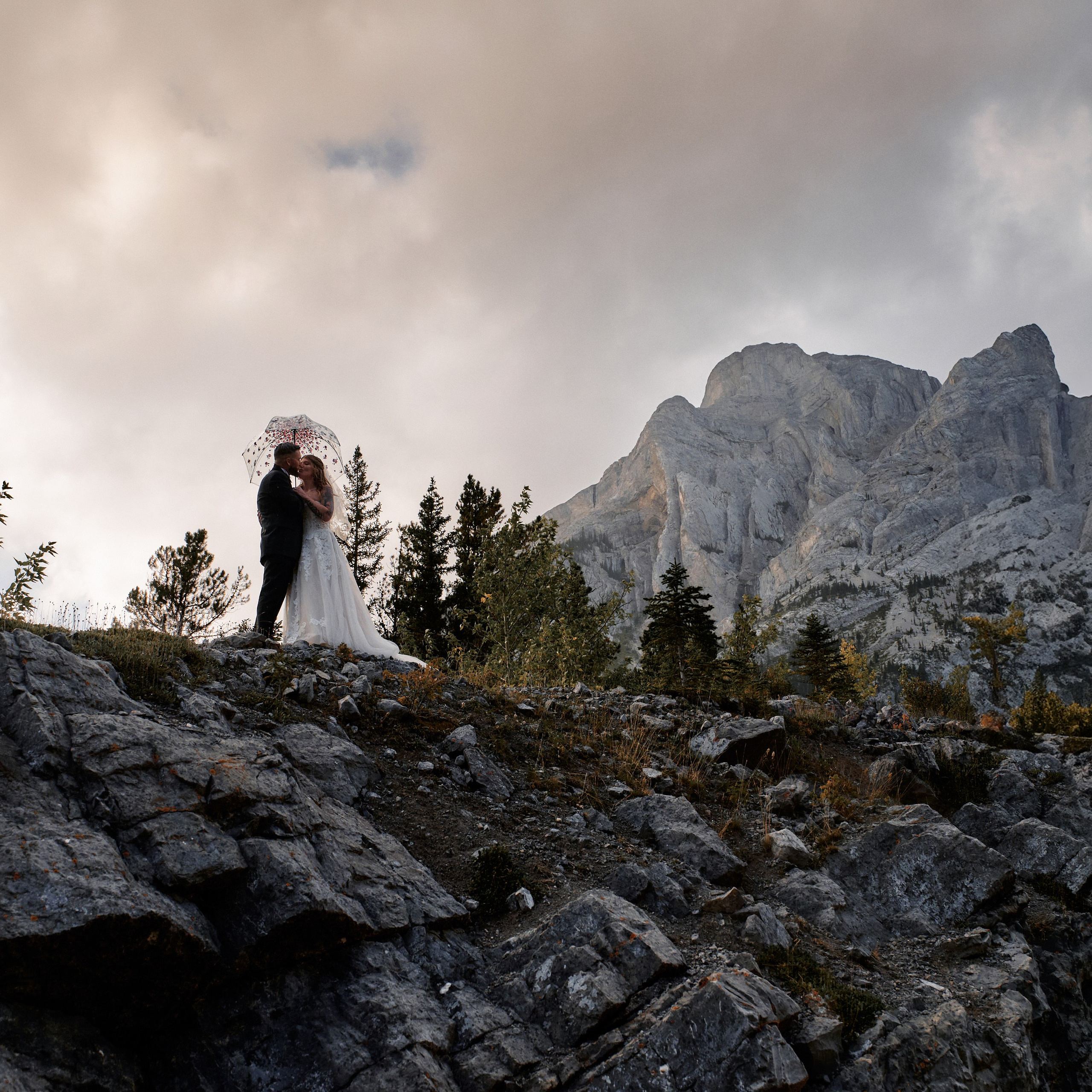 Benjamin&Courtney. Wedding in Kananaskis Park