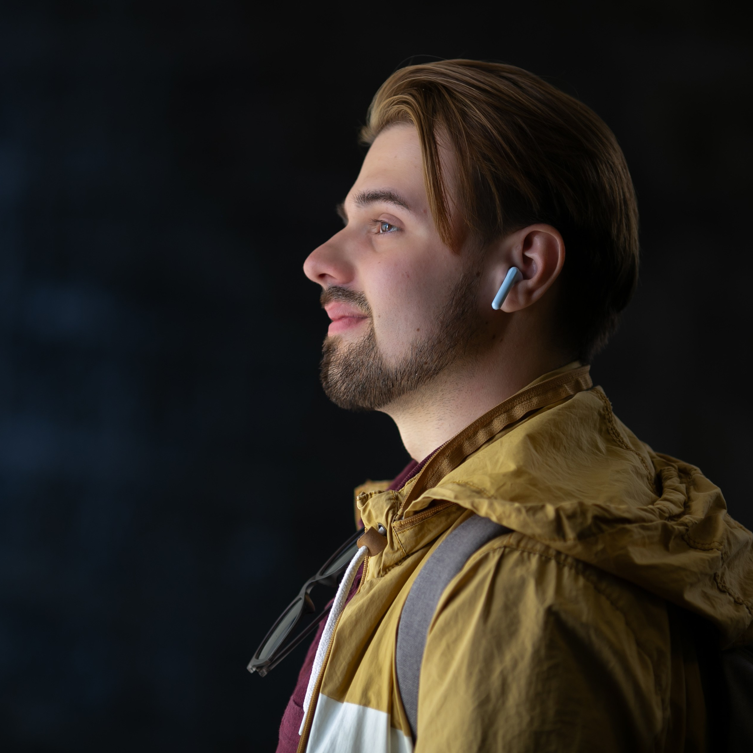 Сomments. Portret photographer in Switzerland Artur Magpie