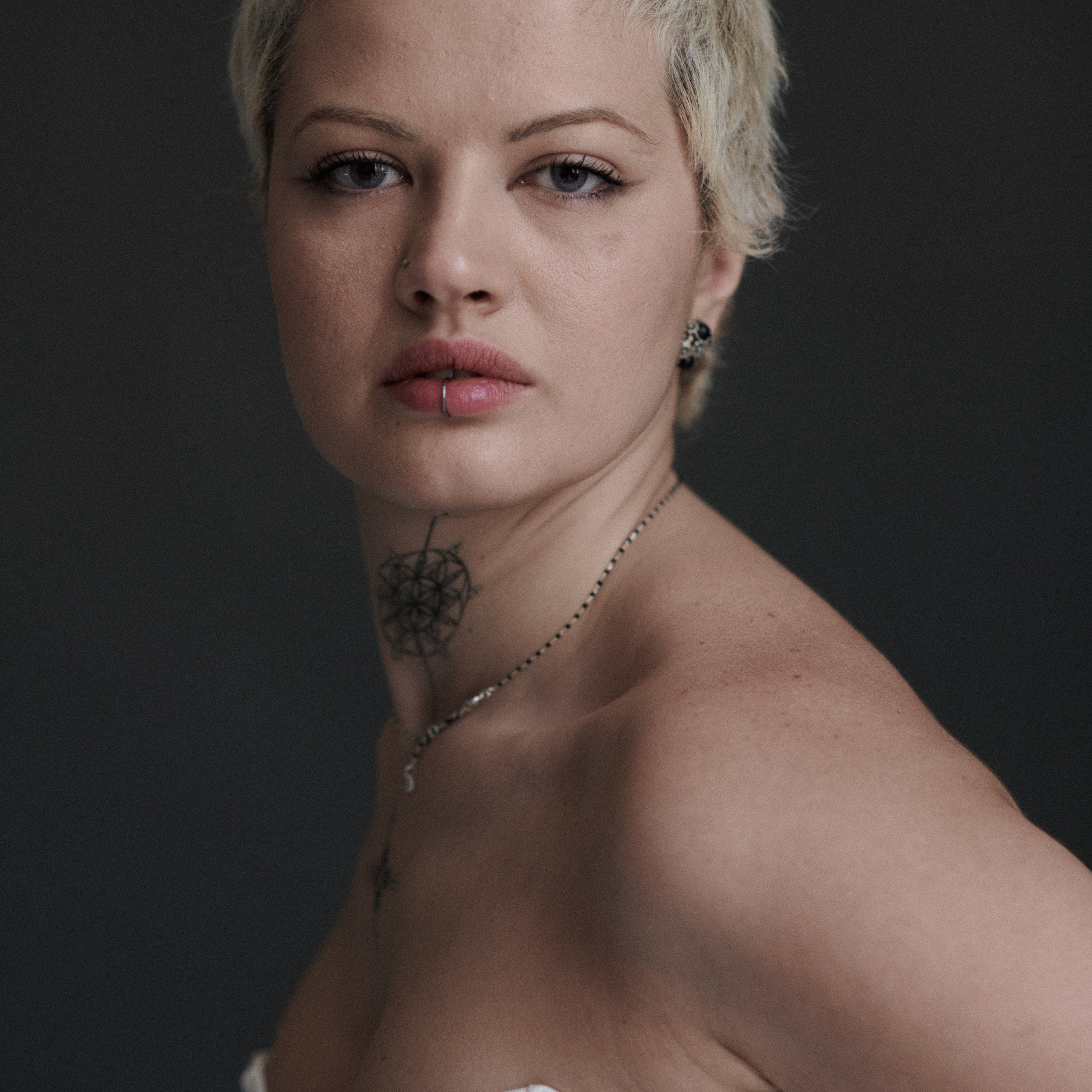 Reviews. Portrait Photographer in Brussels & Amsterdam — Victoria Ushkanova