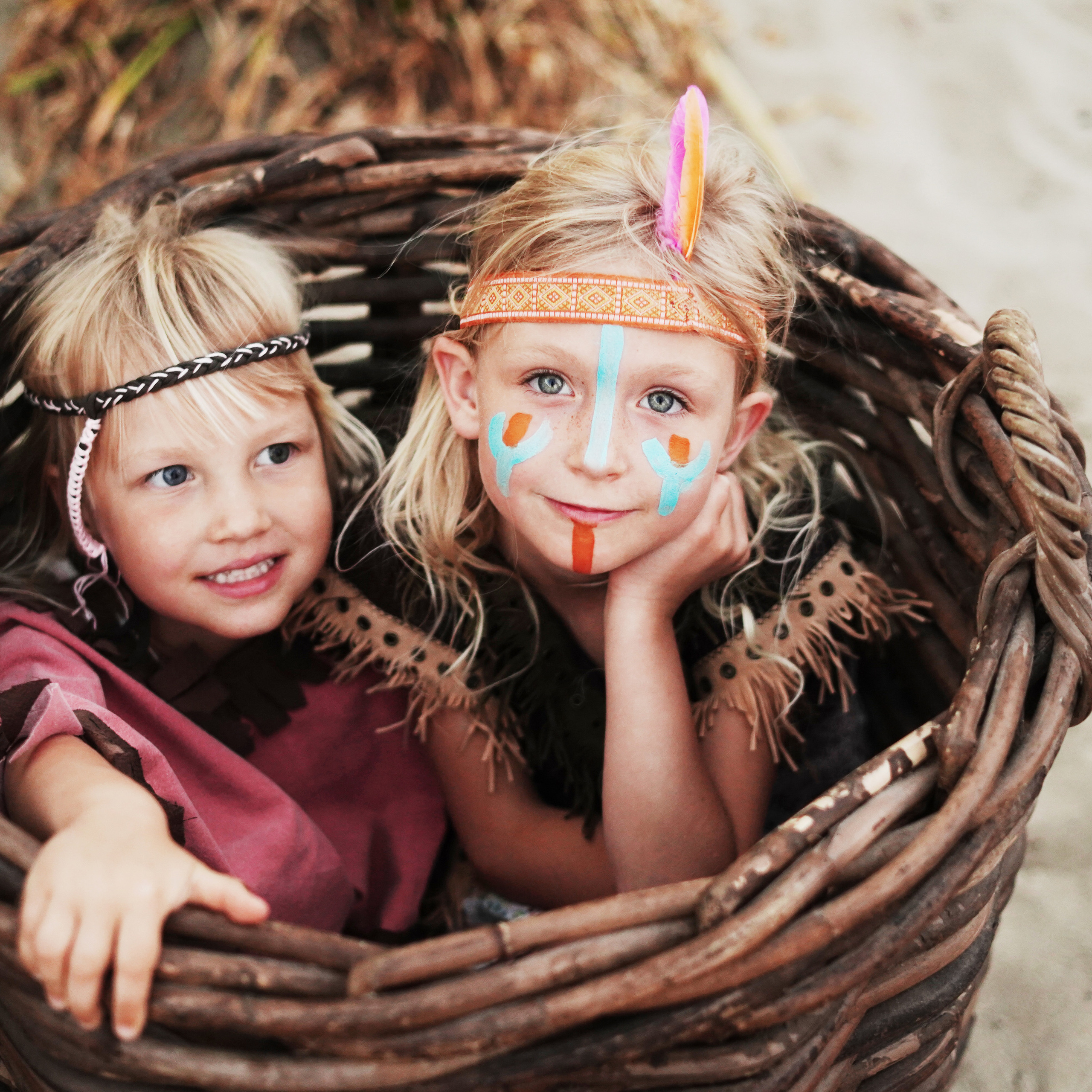 Артклассы детские. Семейные лагеря в Европе с Ниной Янечковой и Ириной Зиновьевой