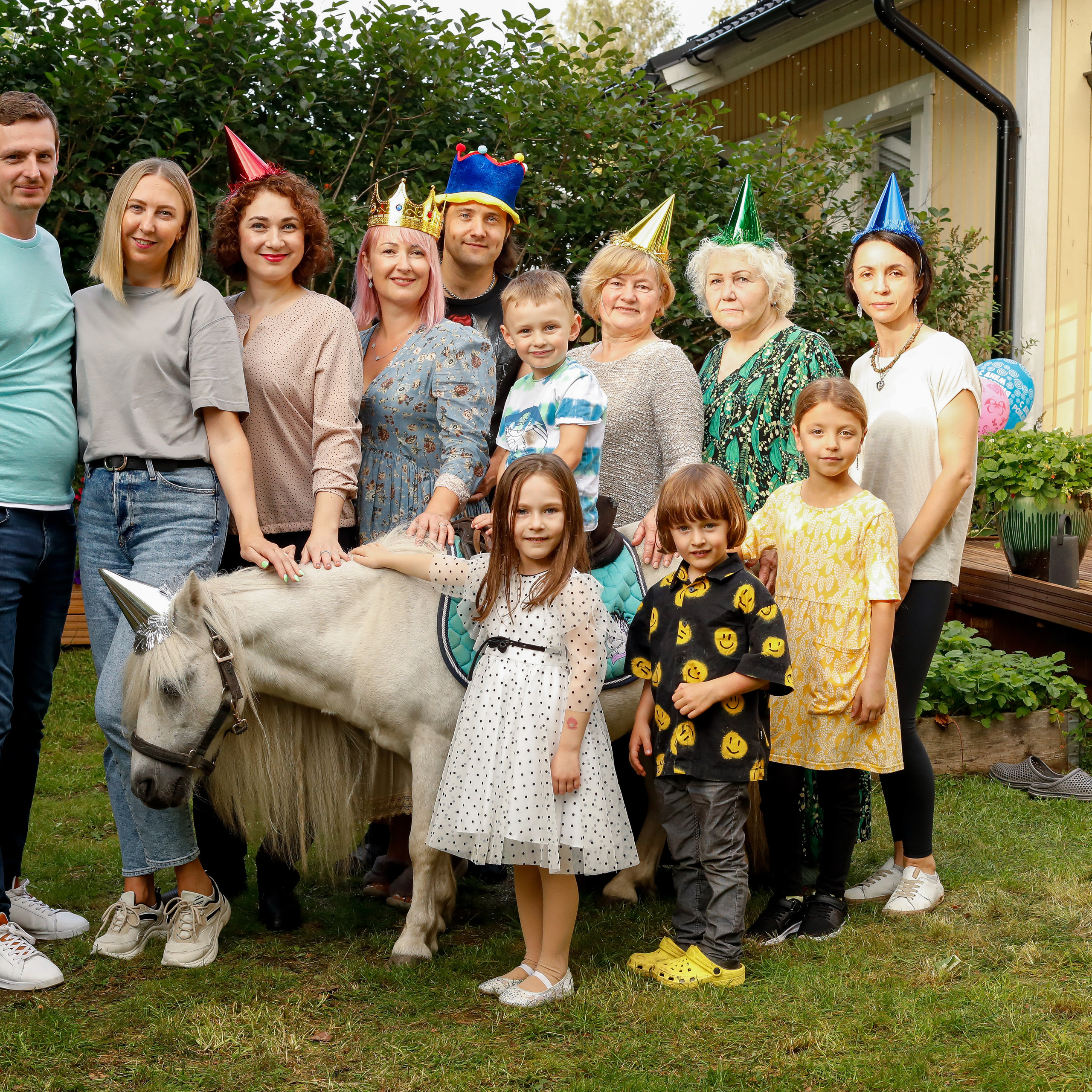 Arvostelut. Ekaterina Mansur, muotokuvafotografi Suomessa (Helsingissä ja Uudellam