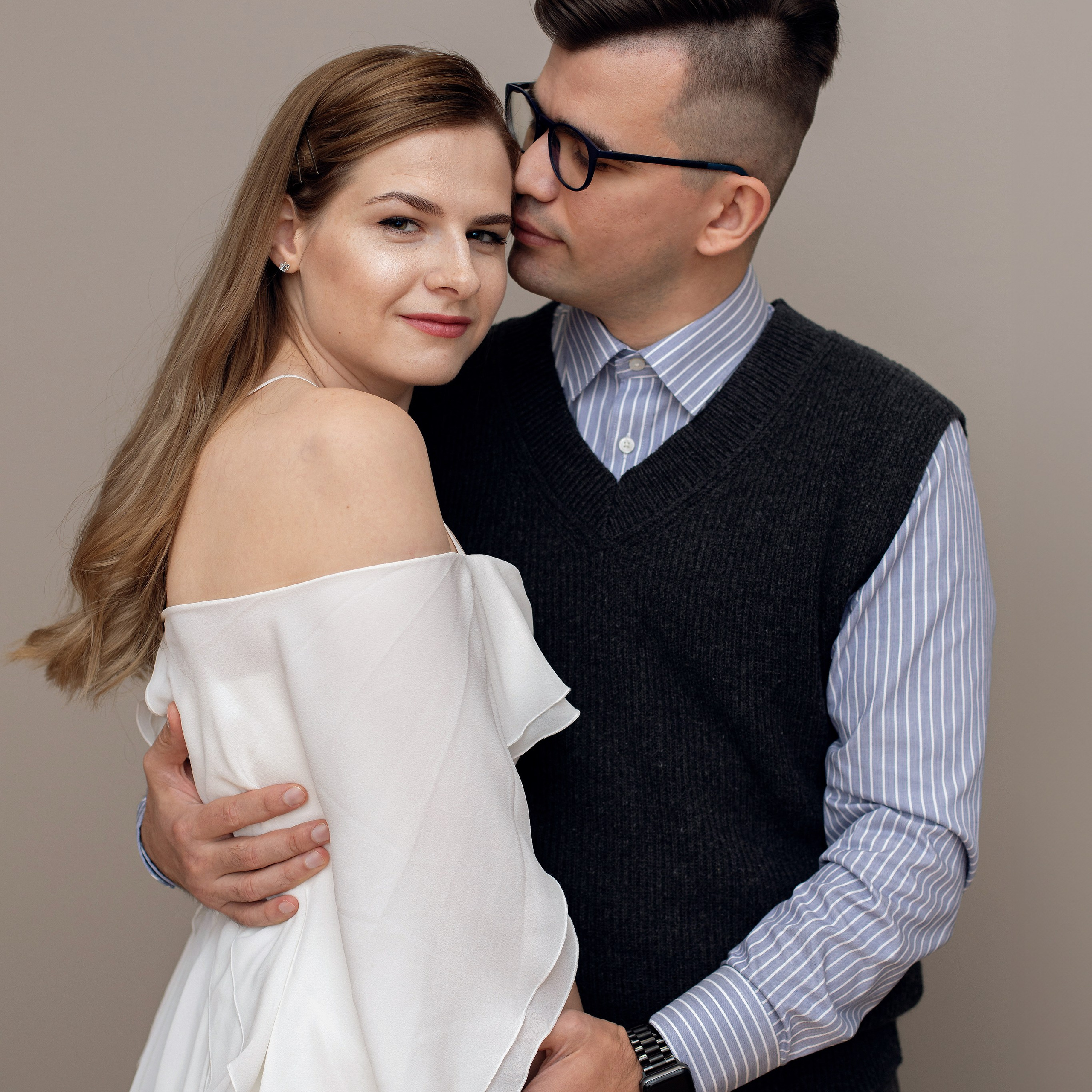 Arvostelut. Ekaterina Mansur, muotokuvafotografi Suomessa (Helsingissä ja Uudellam