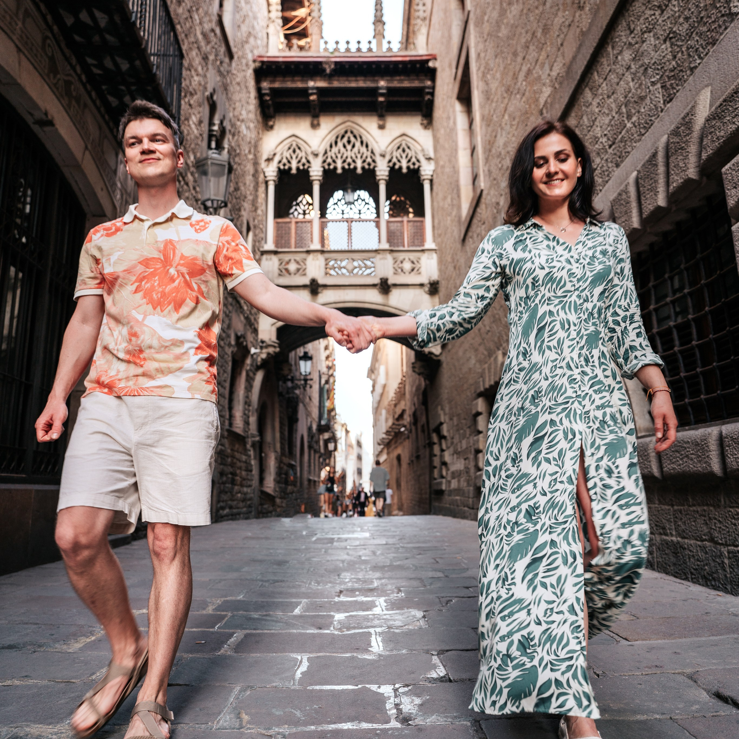Barcelona romantic couples photoshoot Gothic Quarter