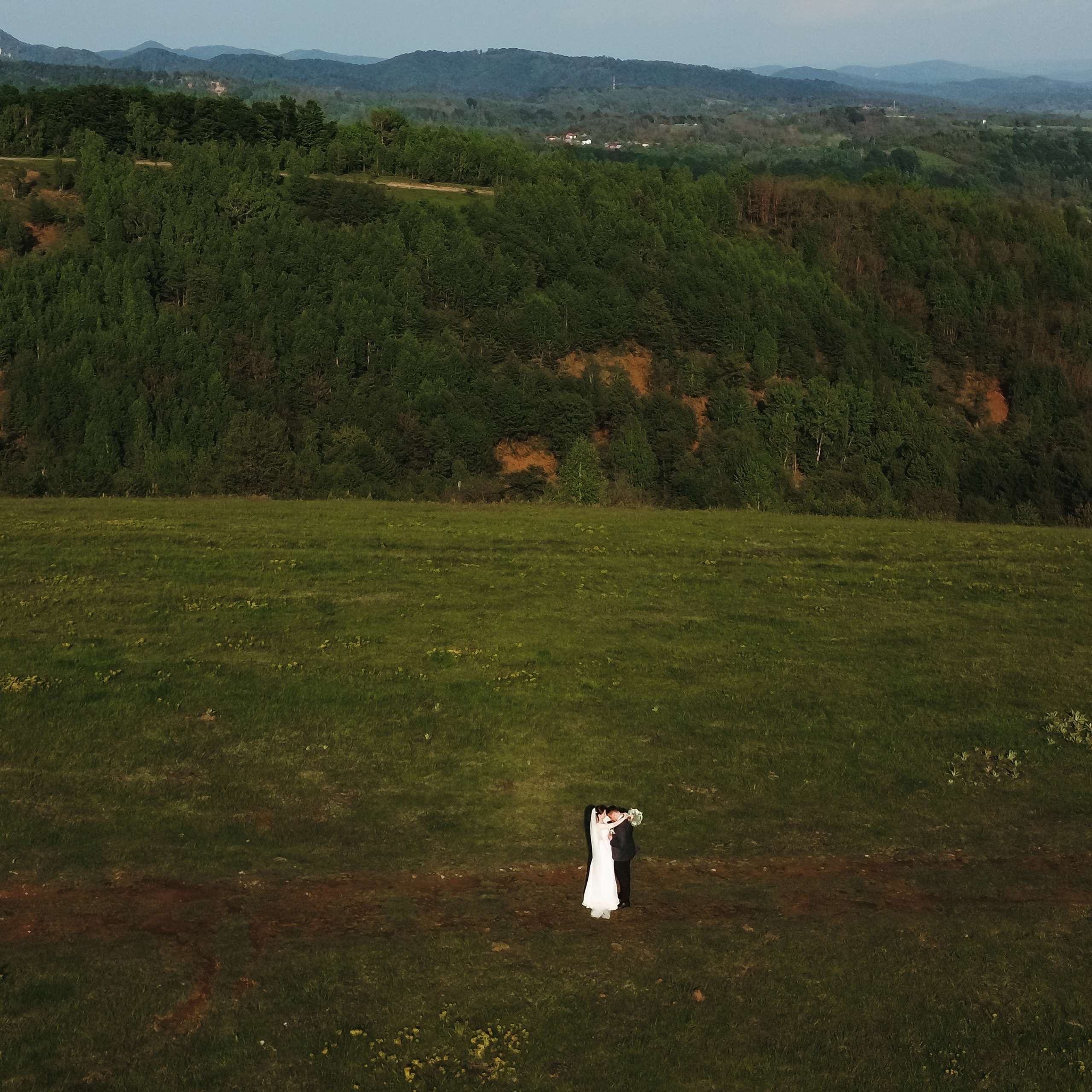 Andreea — Cristian | Locatie Horezu