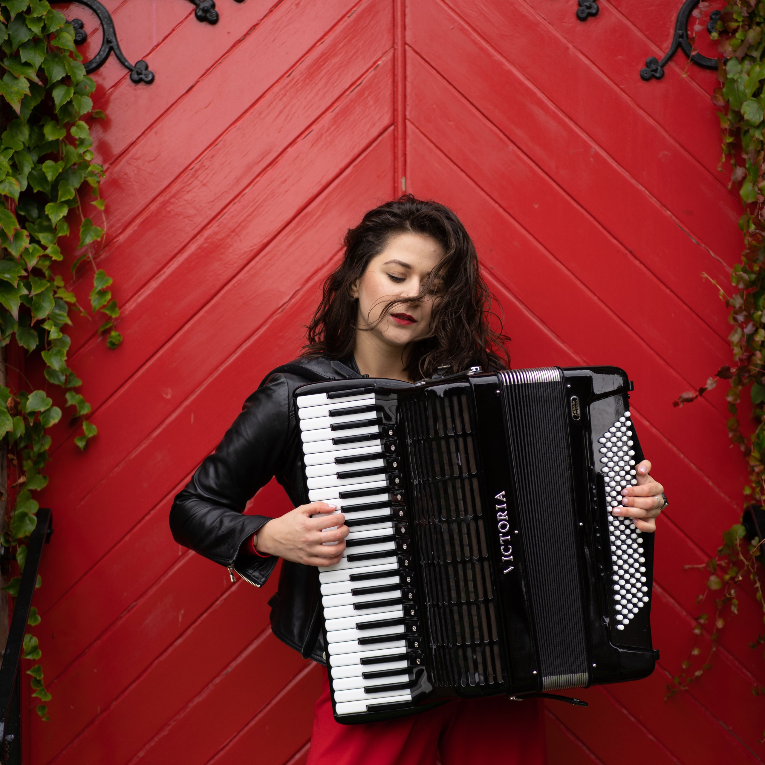 Aliona. Photographer & Tour Guide Based in Scotland