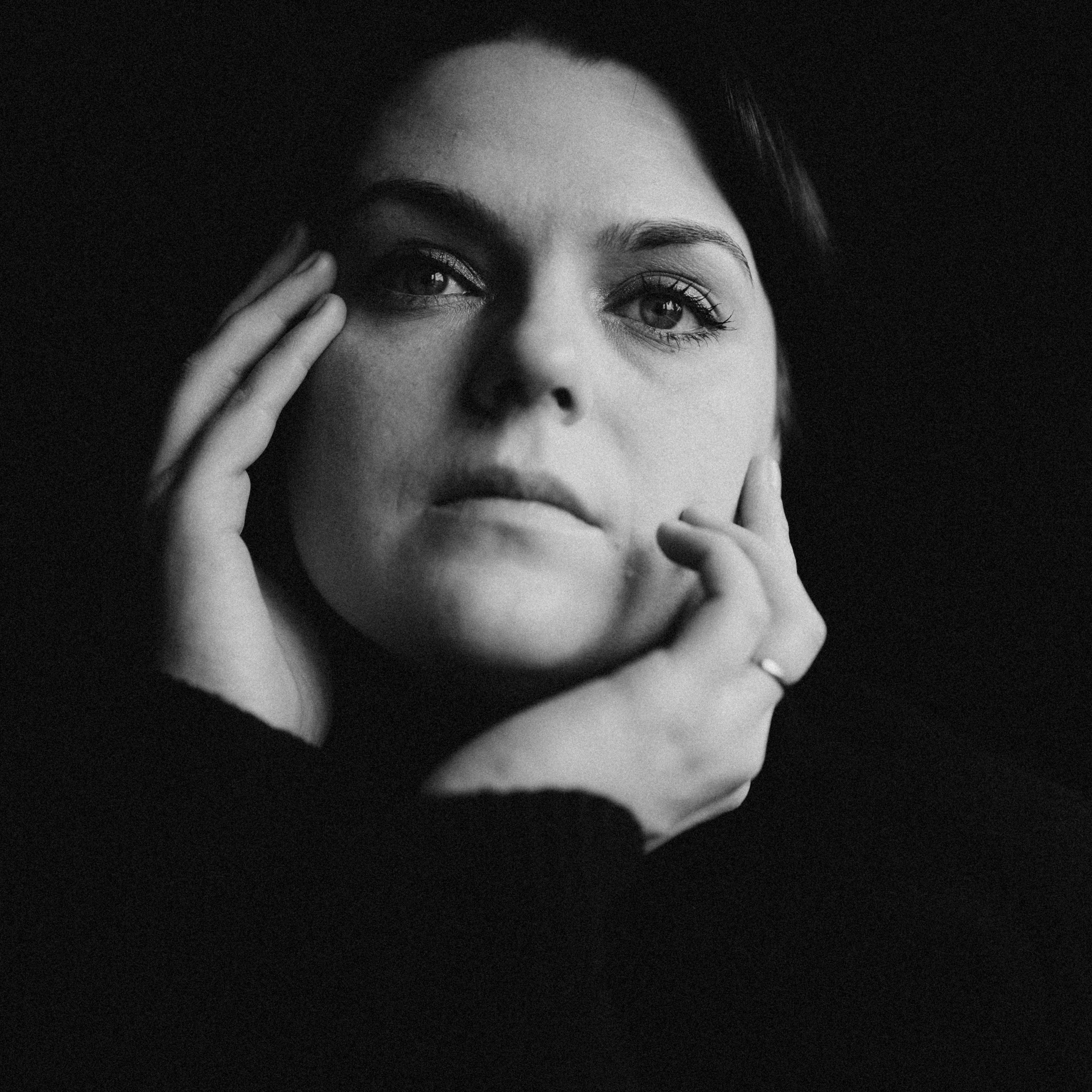 Ksenia. Photographer & Tour Guide Based in Scotland