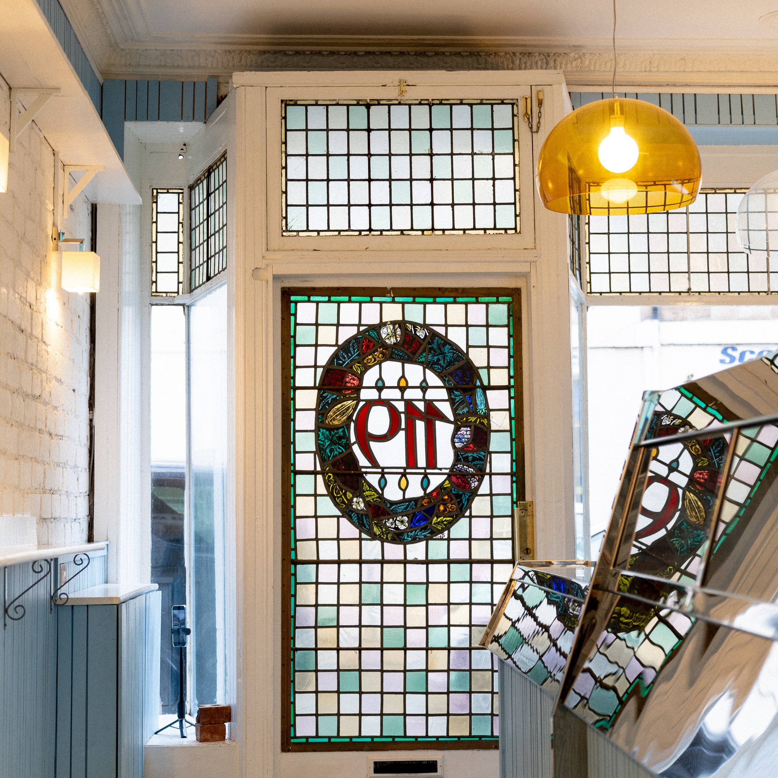 TKH cafe. Photographer & Tour Guide Based in Scotland