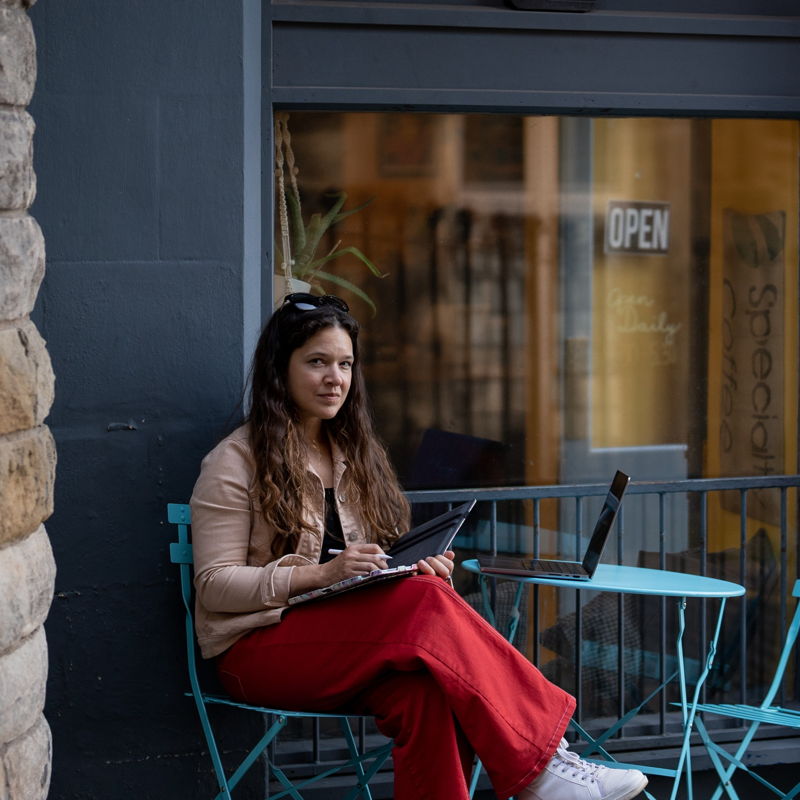 Irina CEO English school. Photographer & Tour Guide Based in Scotland