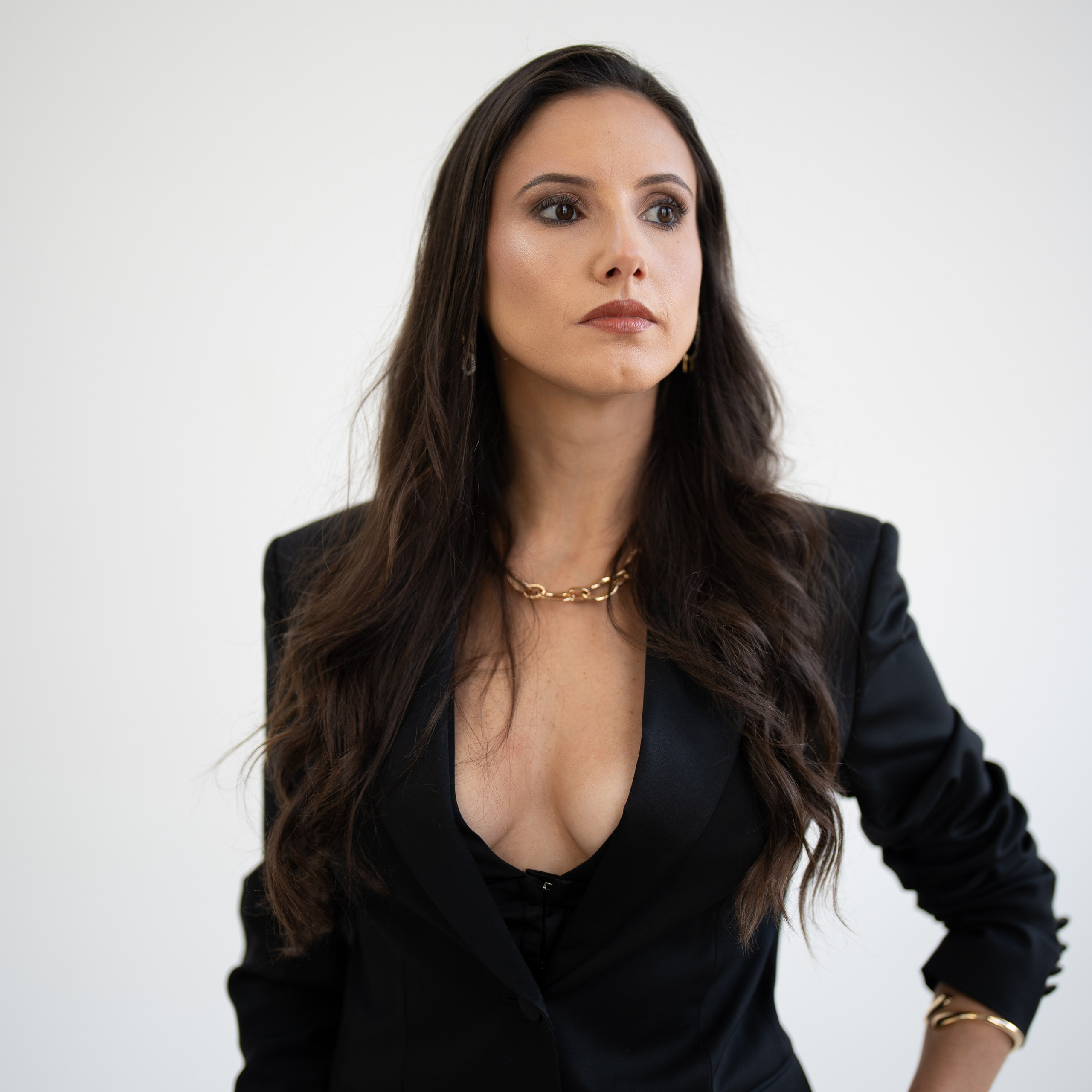 Marina. Photographer & Tour Guide Based in Scotland