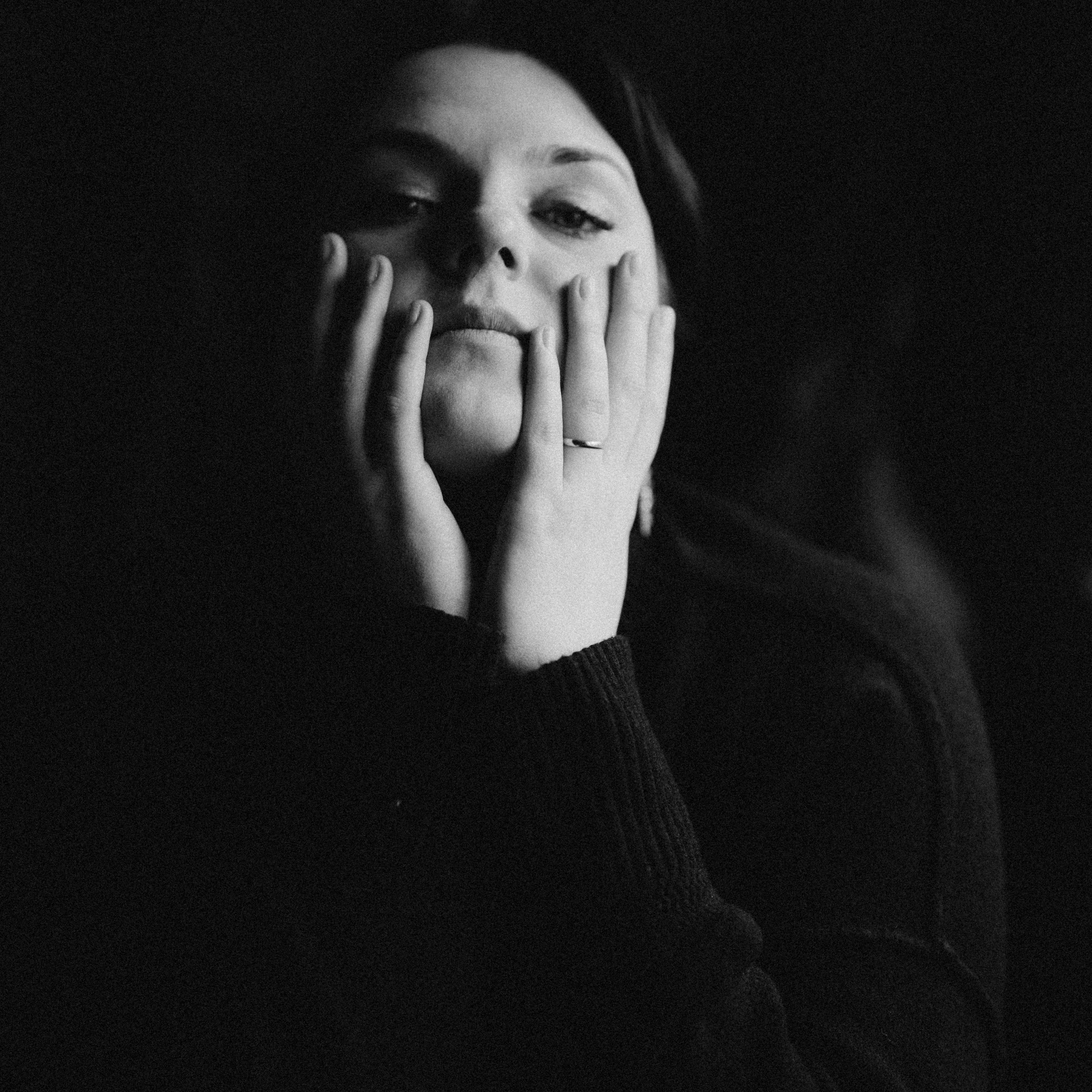 Ksenia. Photographer & Tour Guide Based in Scotland