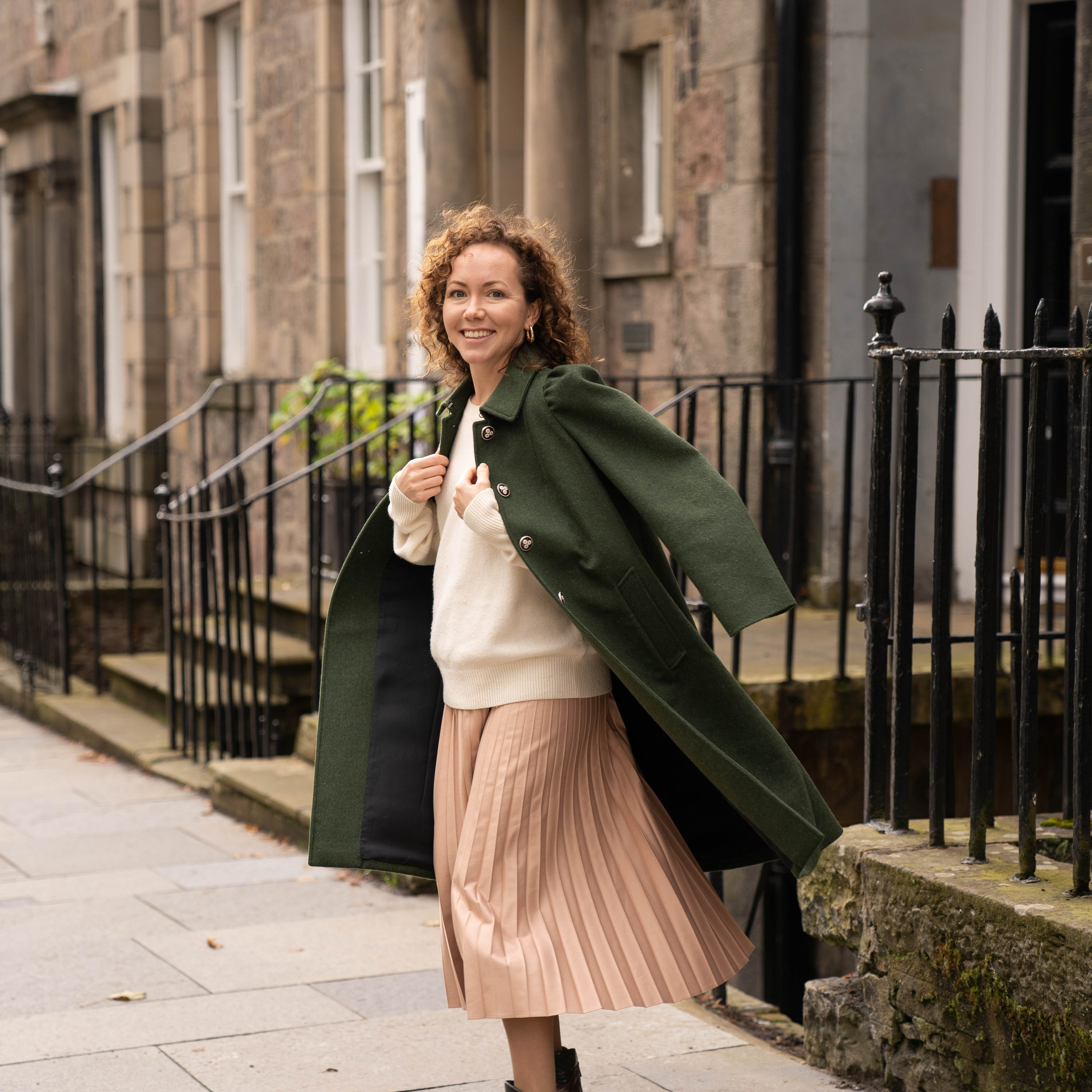 Anna. Photographer & Tour Guide Based in Scotland