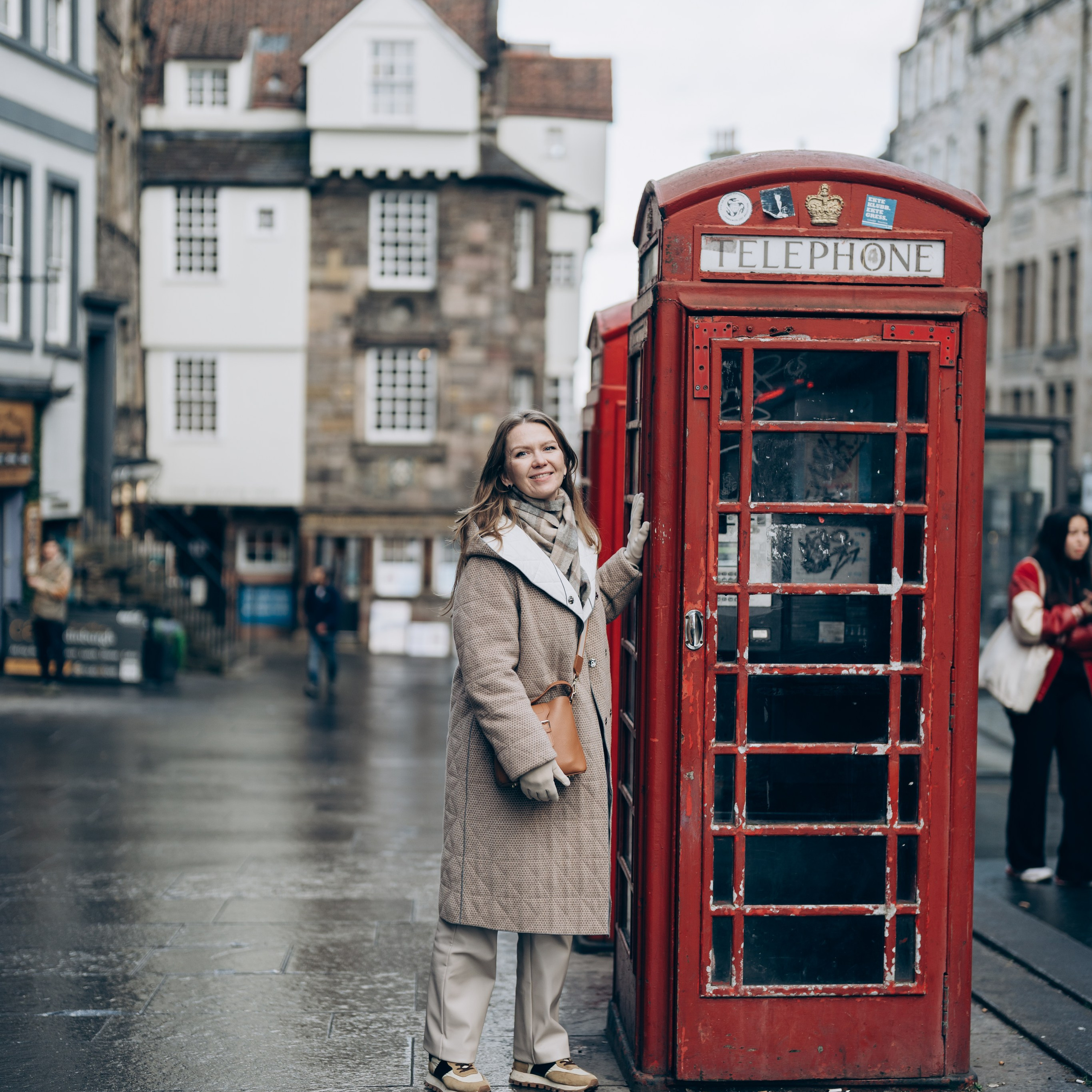 Julia. Photographer & Tour Guide Based in Scotland