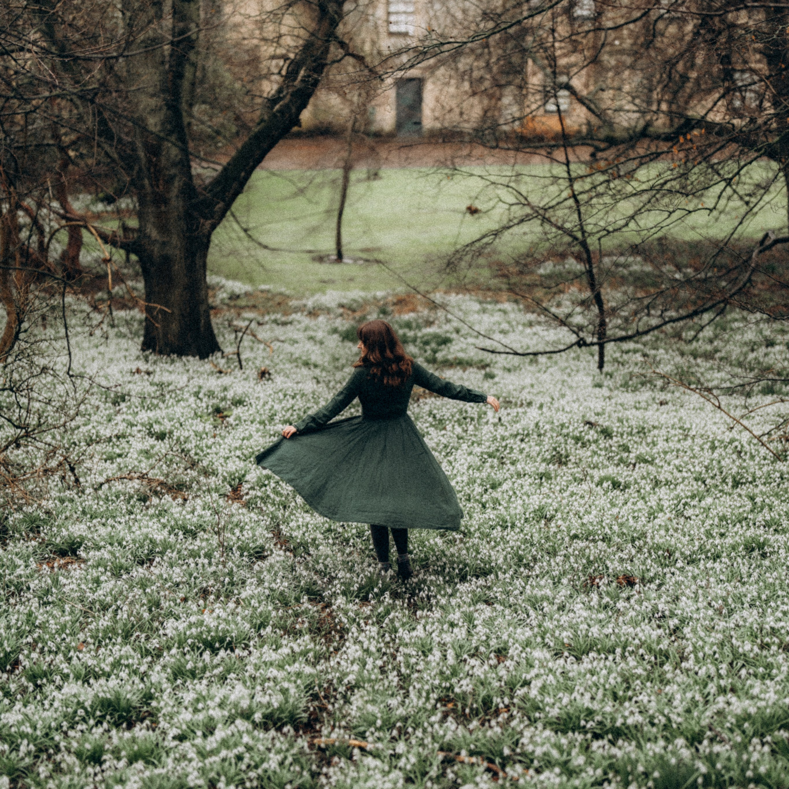 Katia Dar. Photographer & Tour Guide Based in Scotland