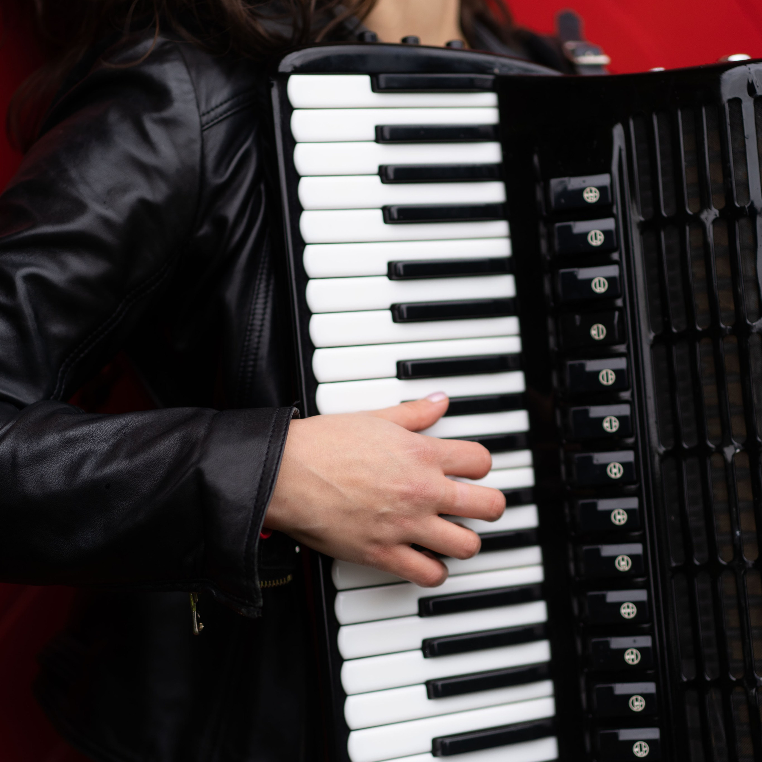 Aliona. Photographer & Tour Guide Based in Scotland