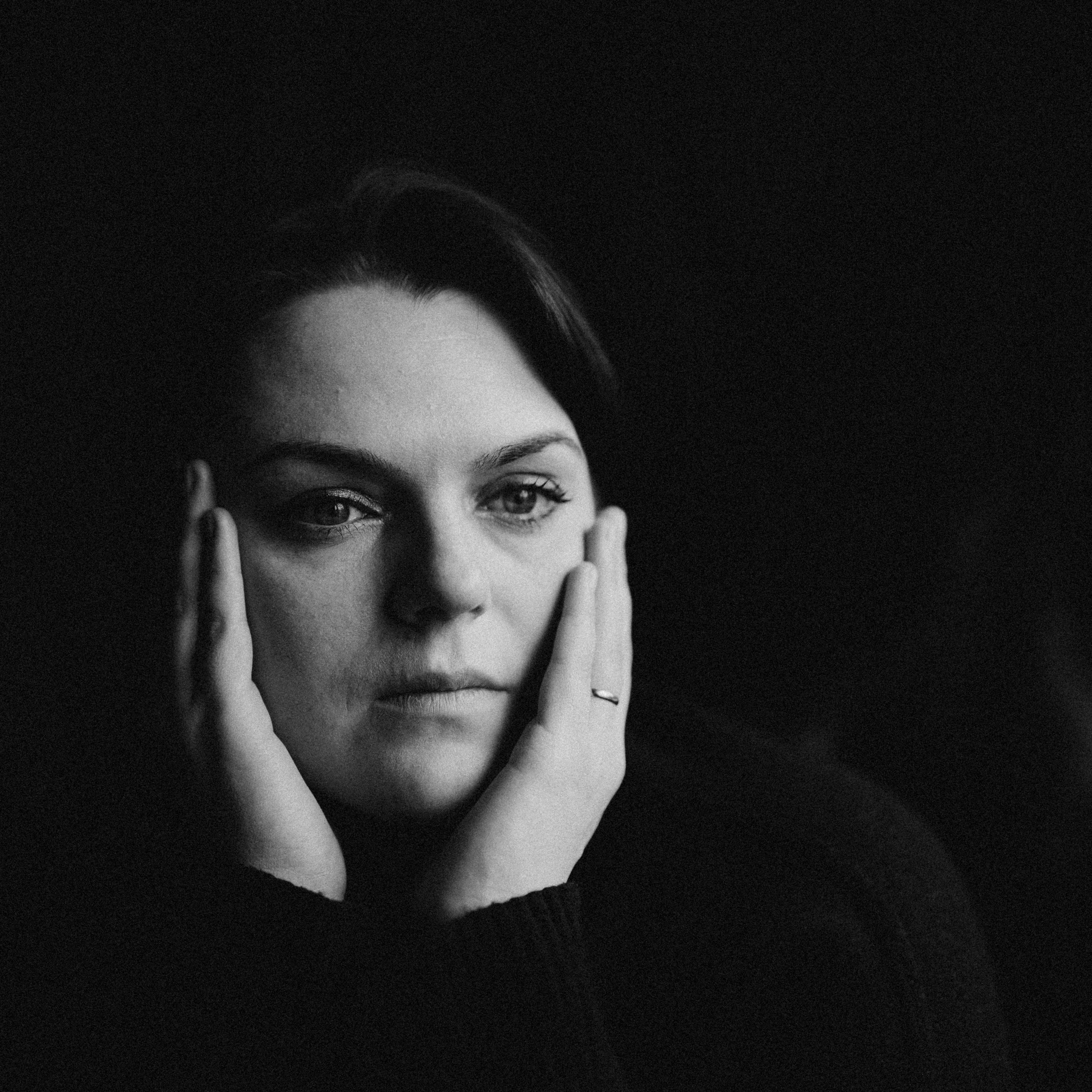 Ksenia. Photographer & Tour Guide Based in Scotland