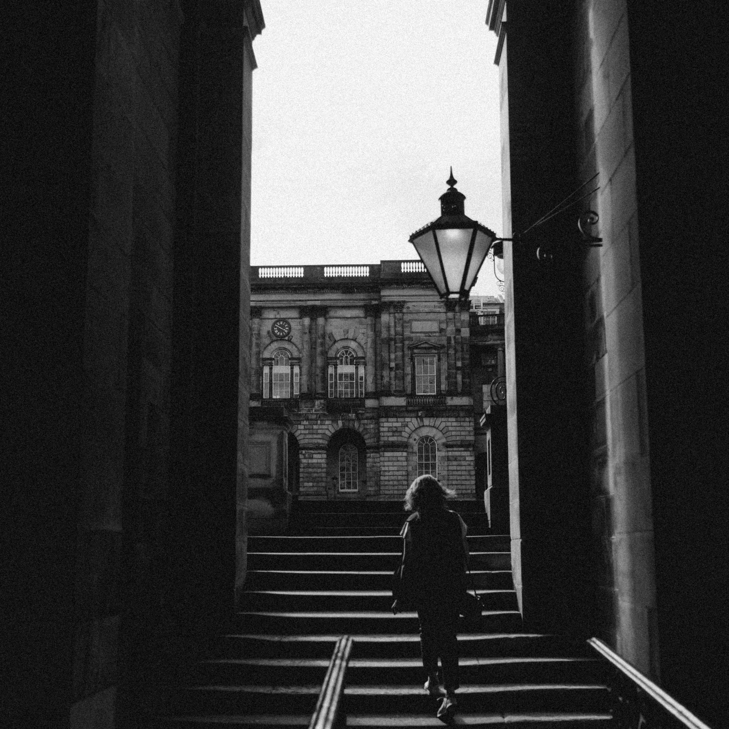 Gera. Photographer & Tour Guide Based in Scotland