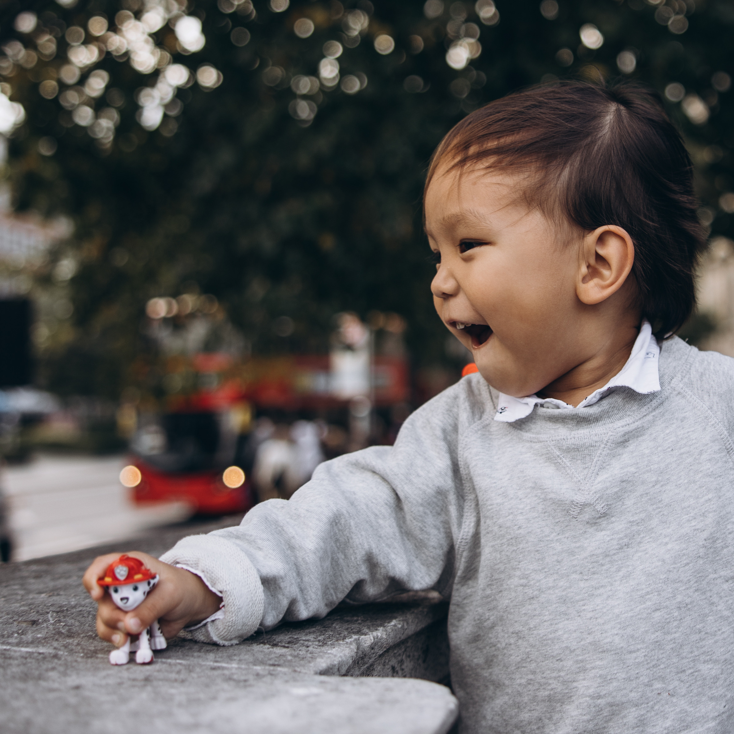 Aidan with parents (St Paul’s Cathedral)