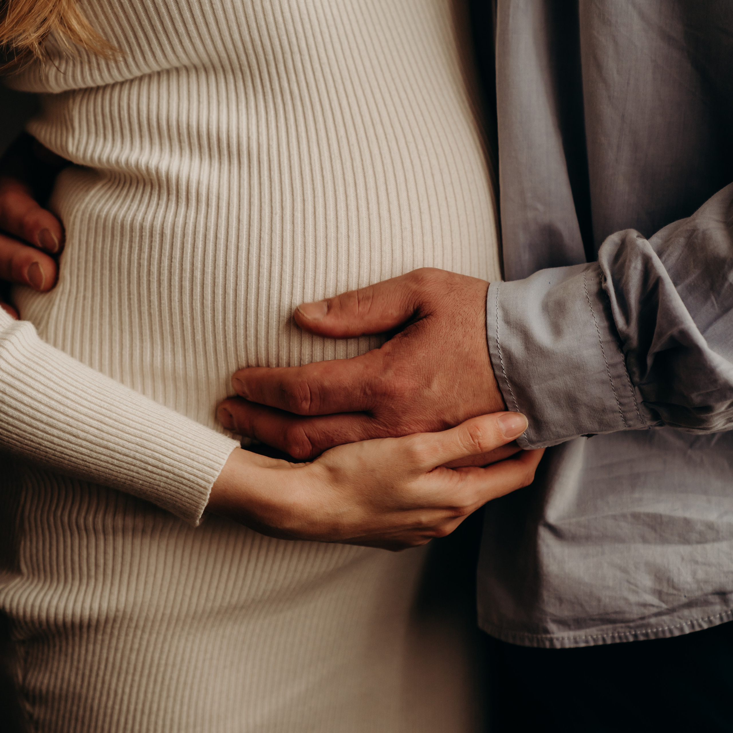 Maternity photo session for Daria, Manos and children