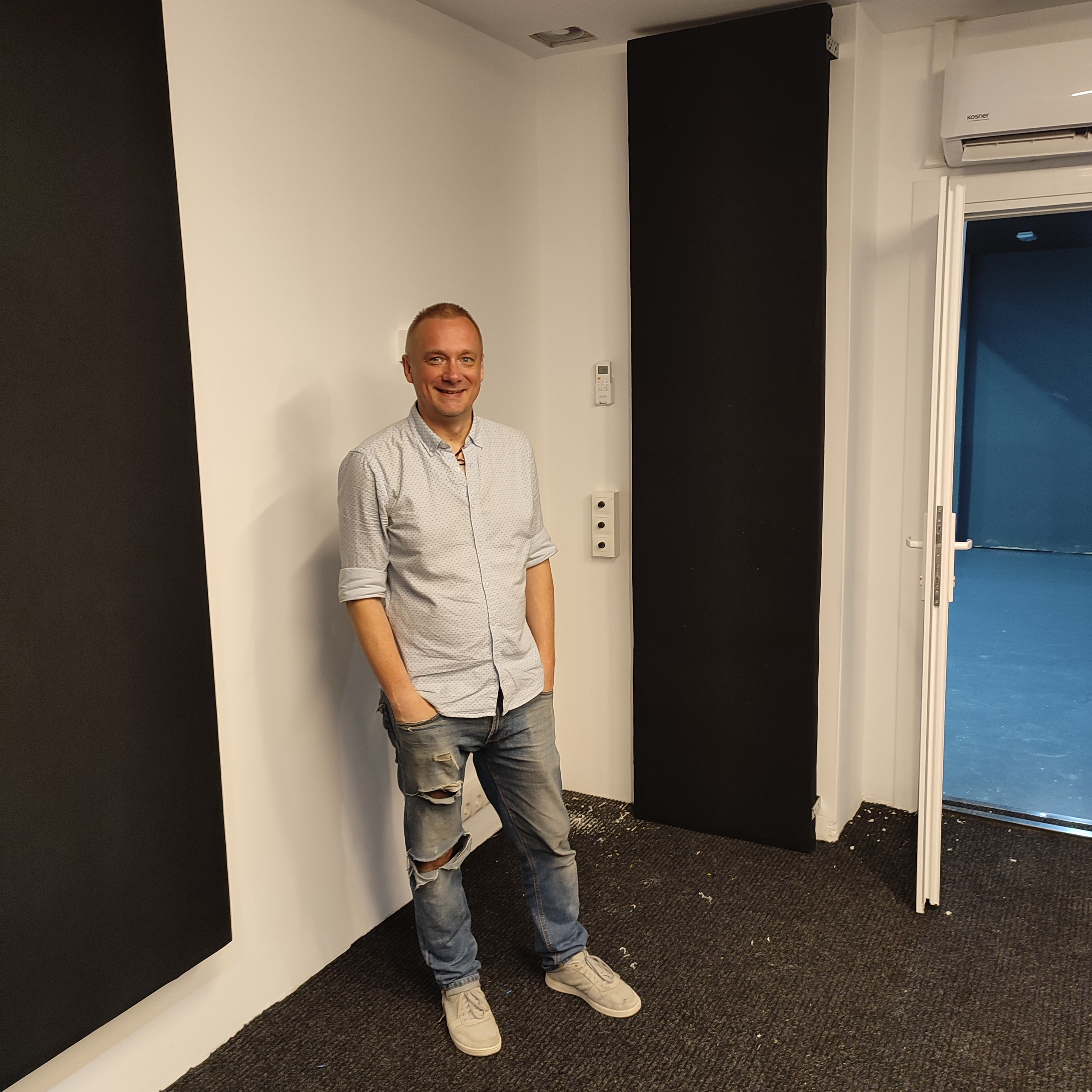 Reformas integrales de pisos, baños y cocinas con aislamiento acústico en Barcelona | B22 Reforma