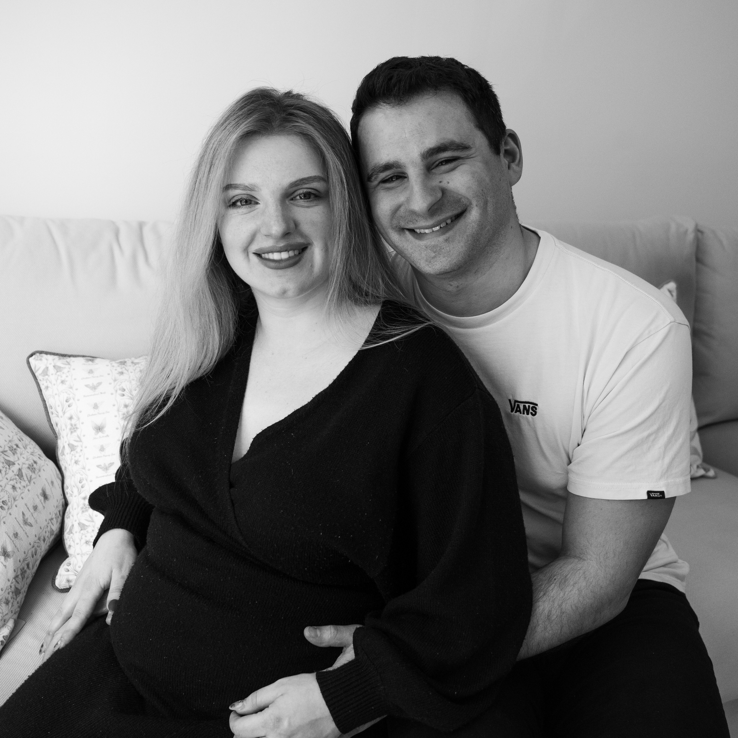 At-Home Pregnancy Photoshoot | Cozy & Natural Portraits. Rapley Photography | West Yorkshire Wedding & Portrait Photographer