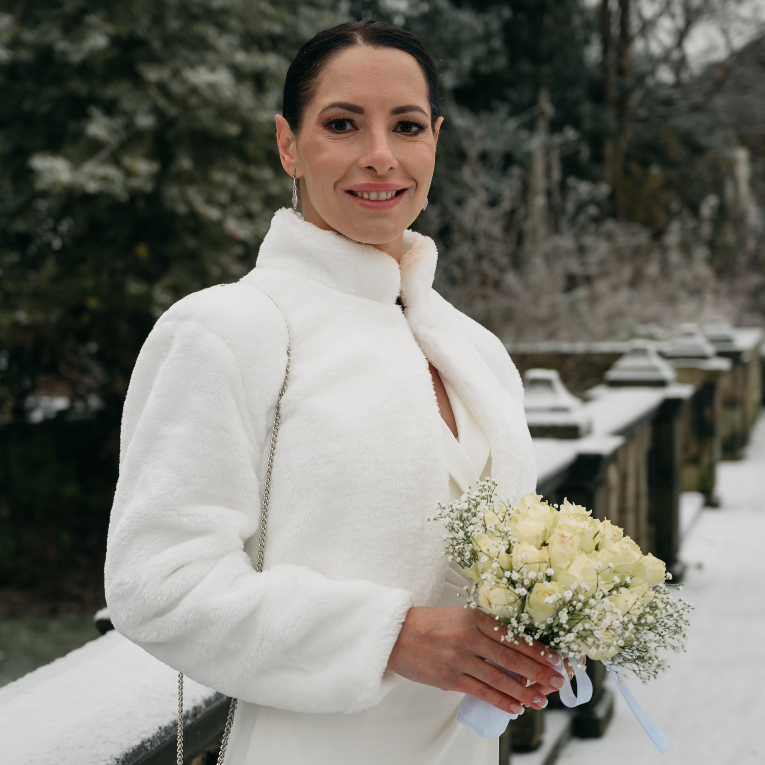 Magical Winter Wedding in Halifax | Real Wedding Moments. Rapley Photography | West Yorkshire Wedding & Portrait Photographer