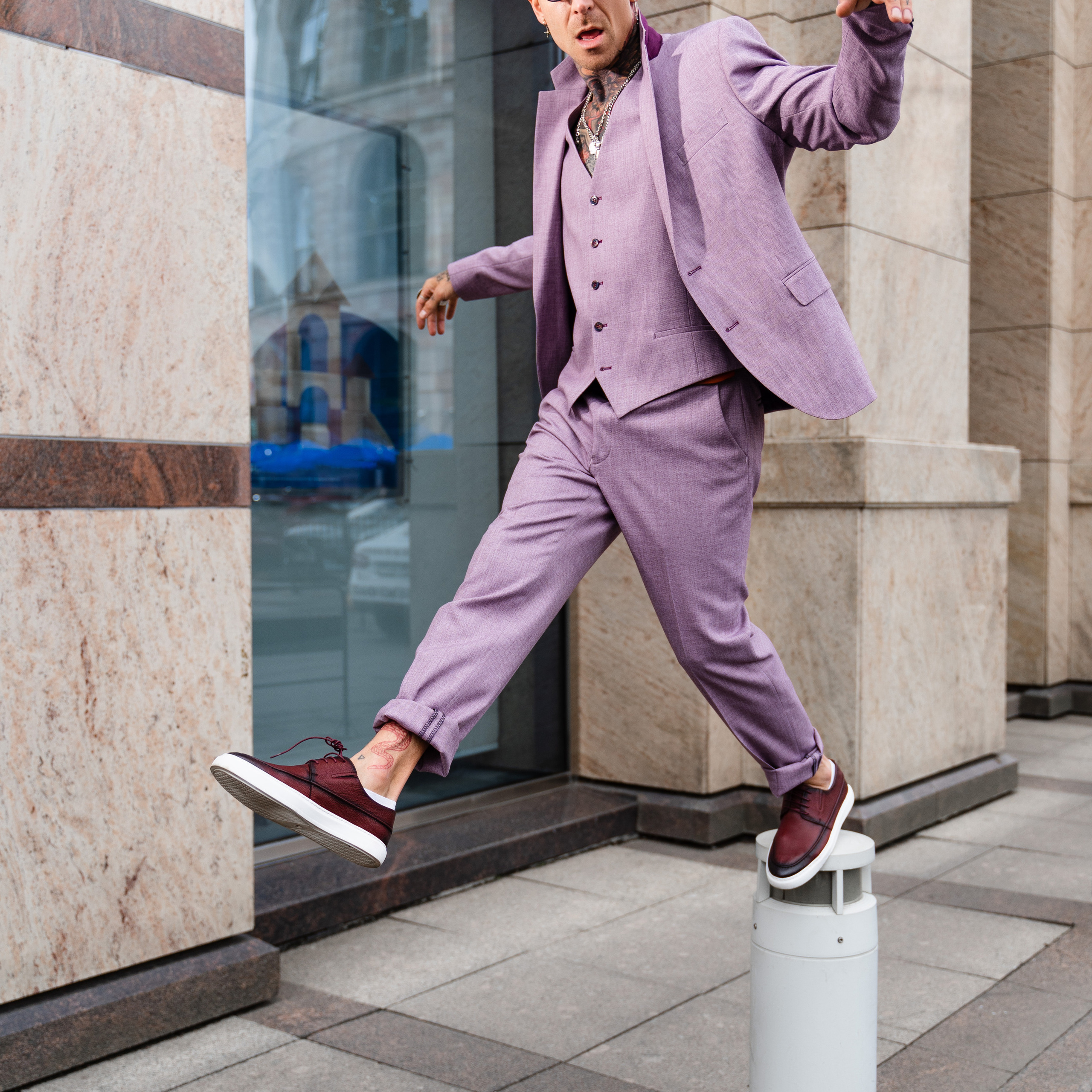 Men’s suits photography. Il fotografo Dmitrii Shmatov