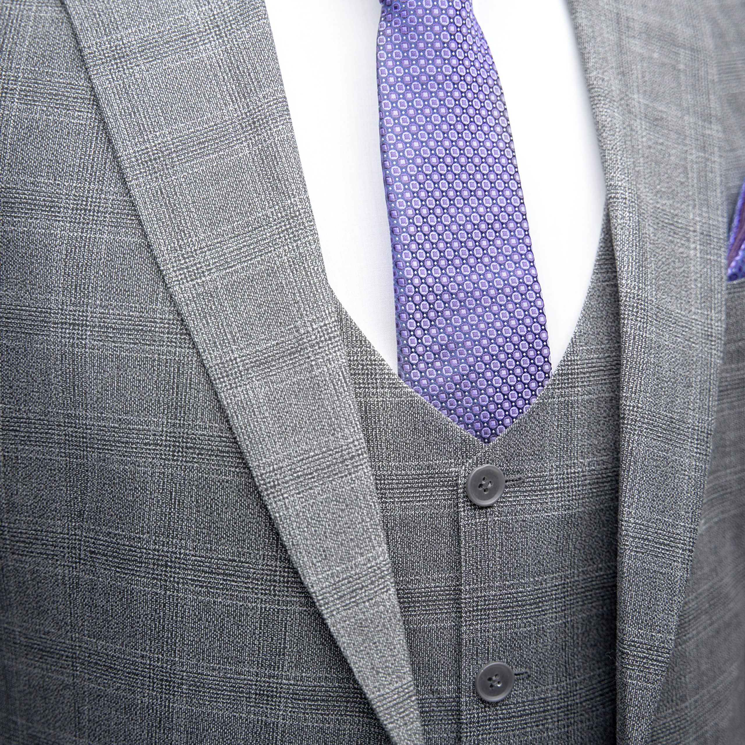 Men’s suits photography. Il fotografo Dmitrii Shmatov