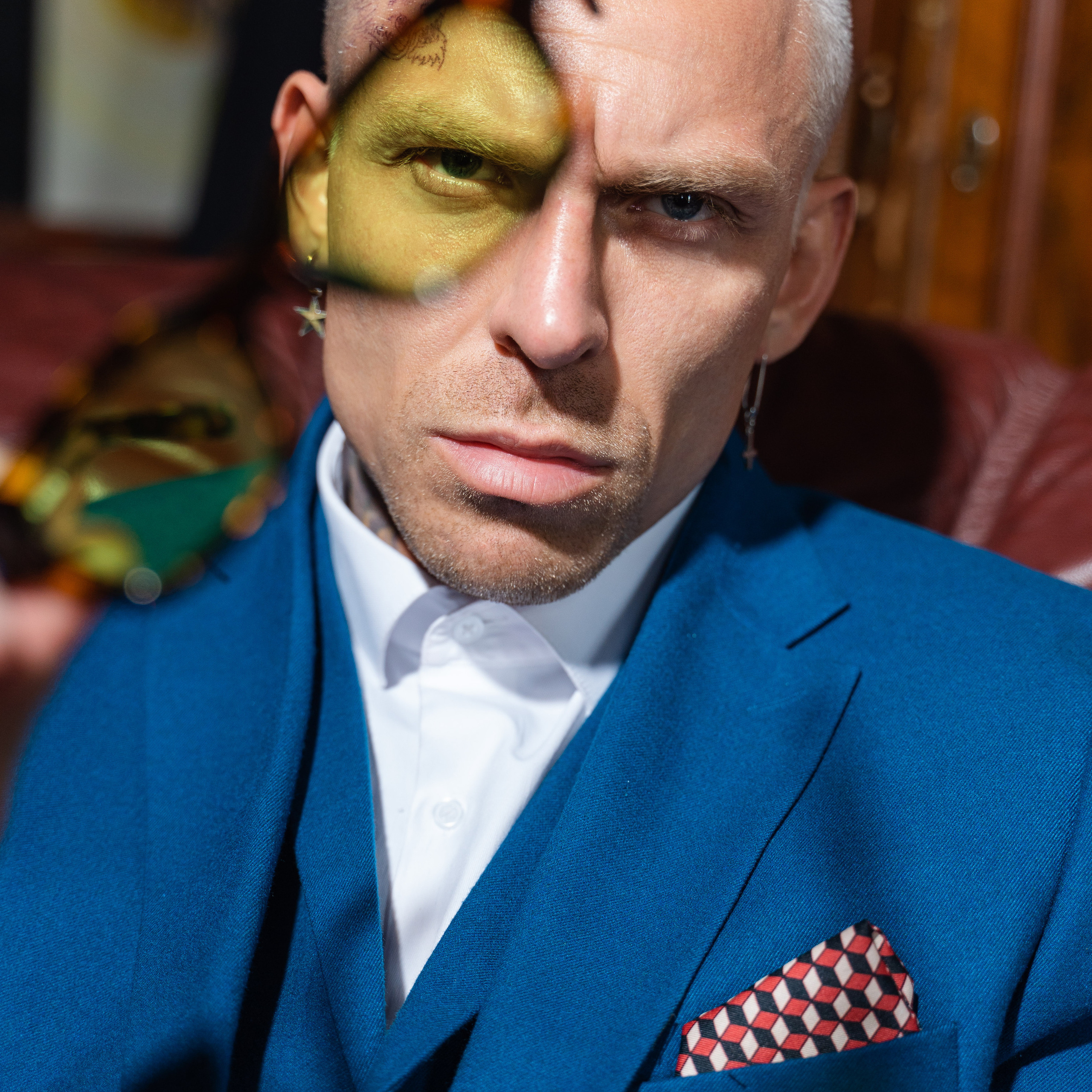 Men’s suits photography. Il fotografo Dmitrii Shmatov